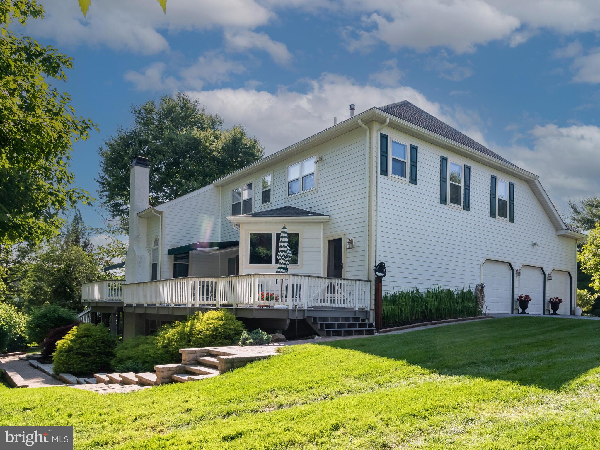 SWEDESFORD CHASE - Residential