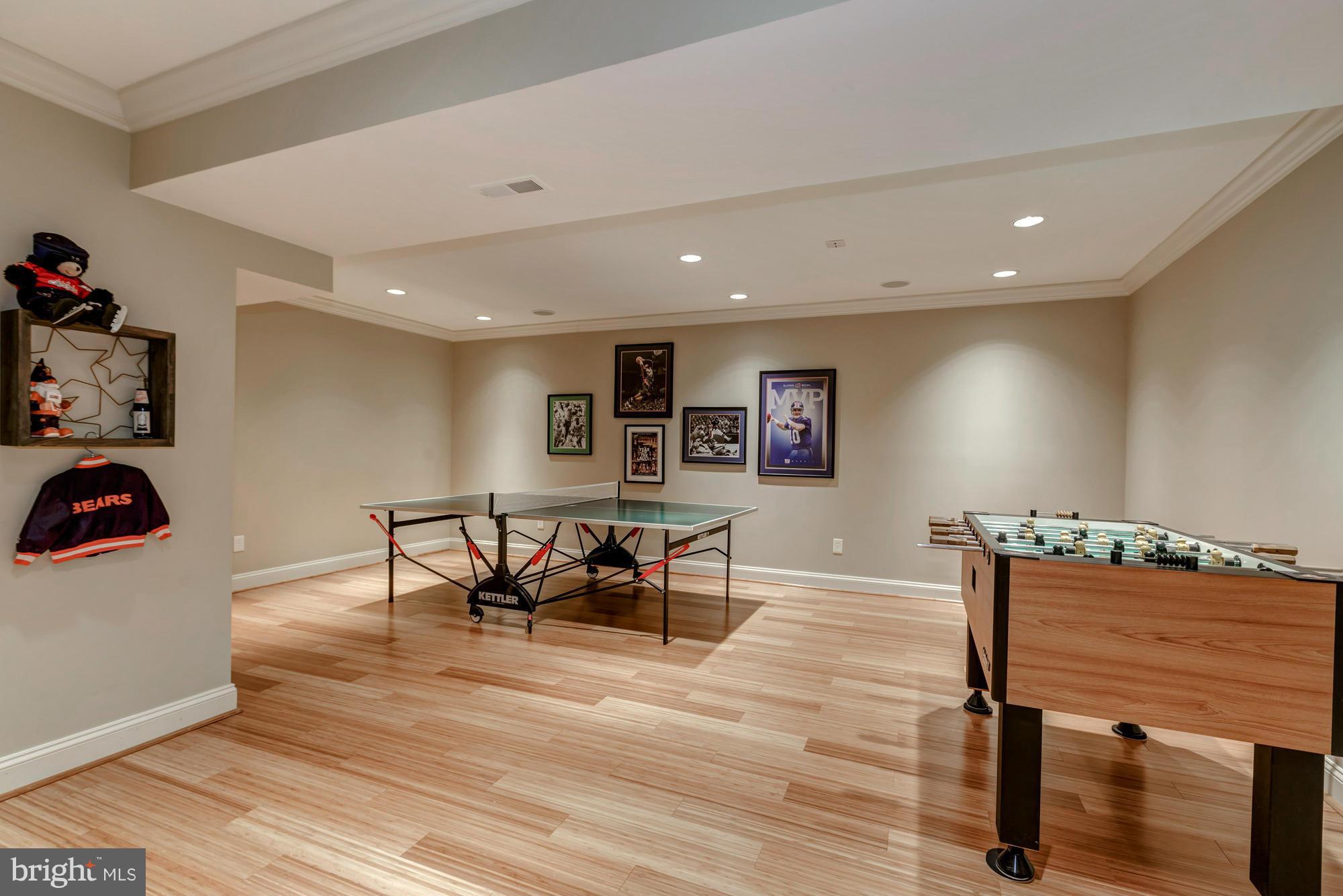 CEDARS OF MC LEAN - Residential