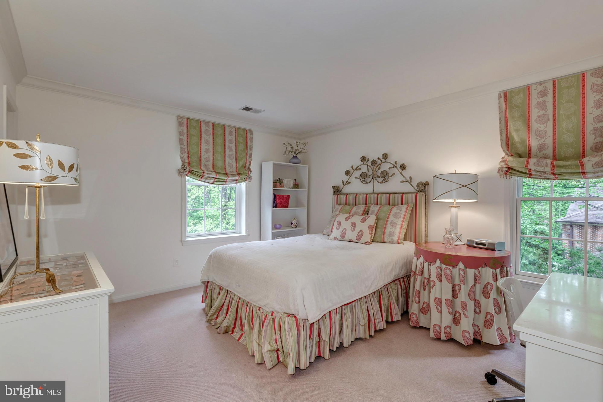 CEDARS OF MC LEAN - Residential