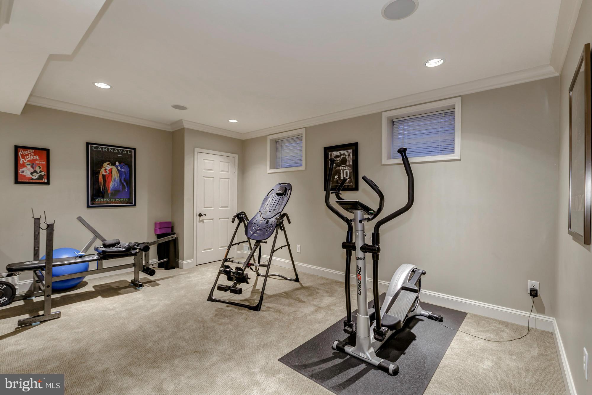 CEDARS OF MC LEAN - Residential