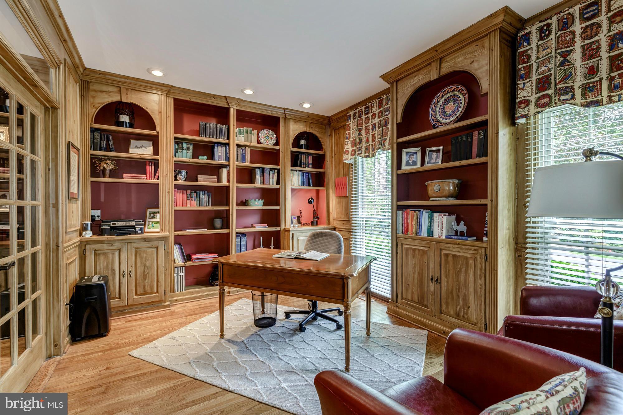 CEDARS OF MC LEAN - Residential