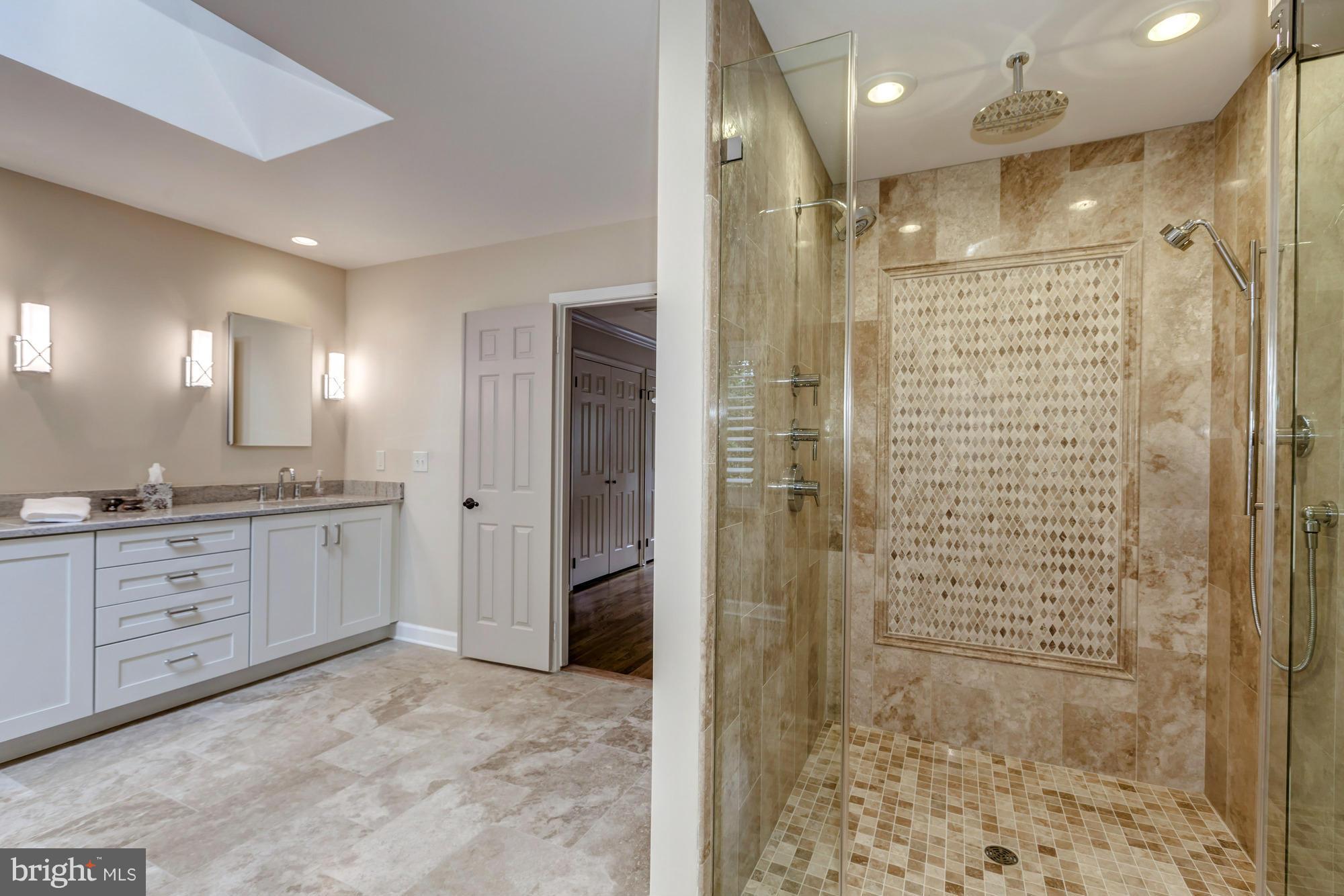 CEDARS OF MC LEAN - Residential