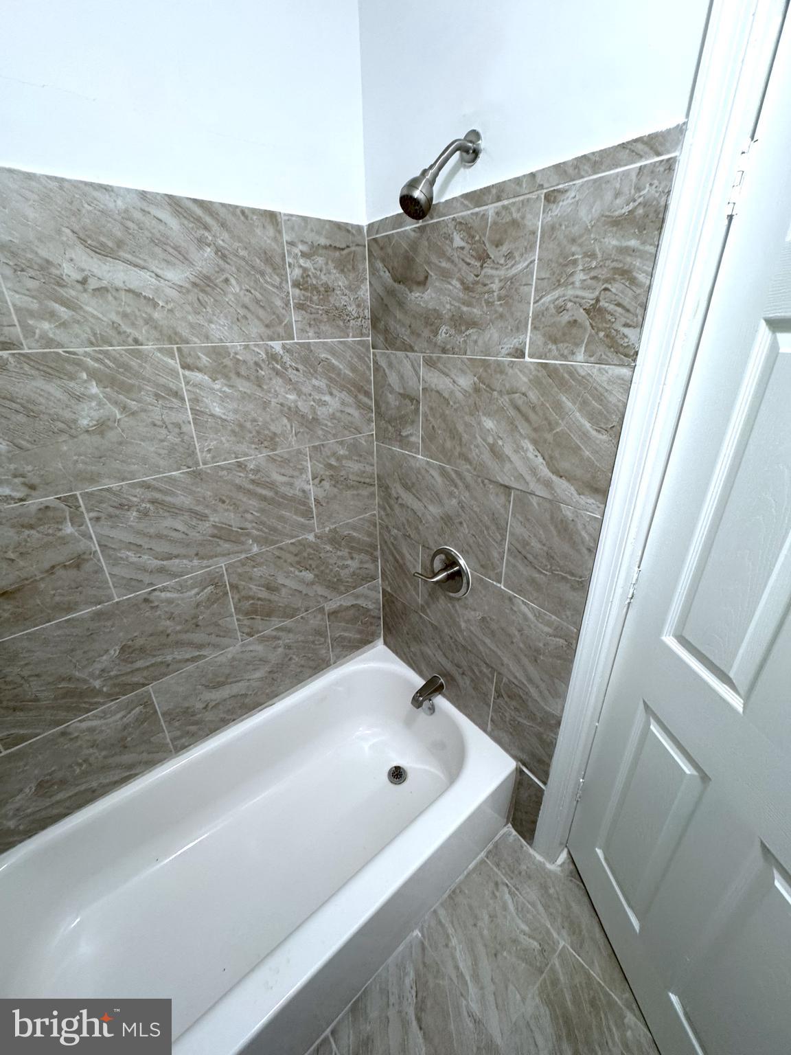 PHILADELPHIA - Residential Lease