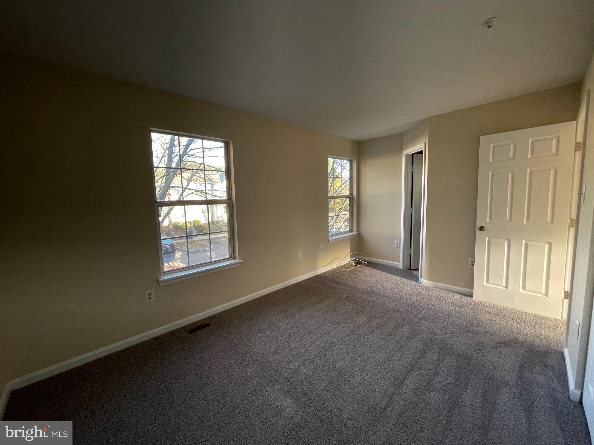 LAUREL GLEN - Residential Lease