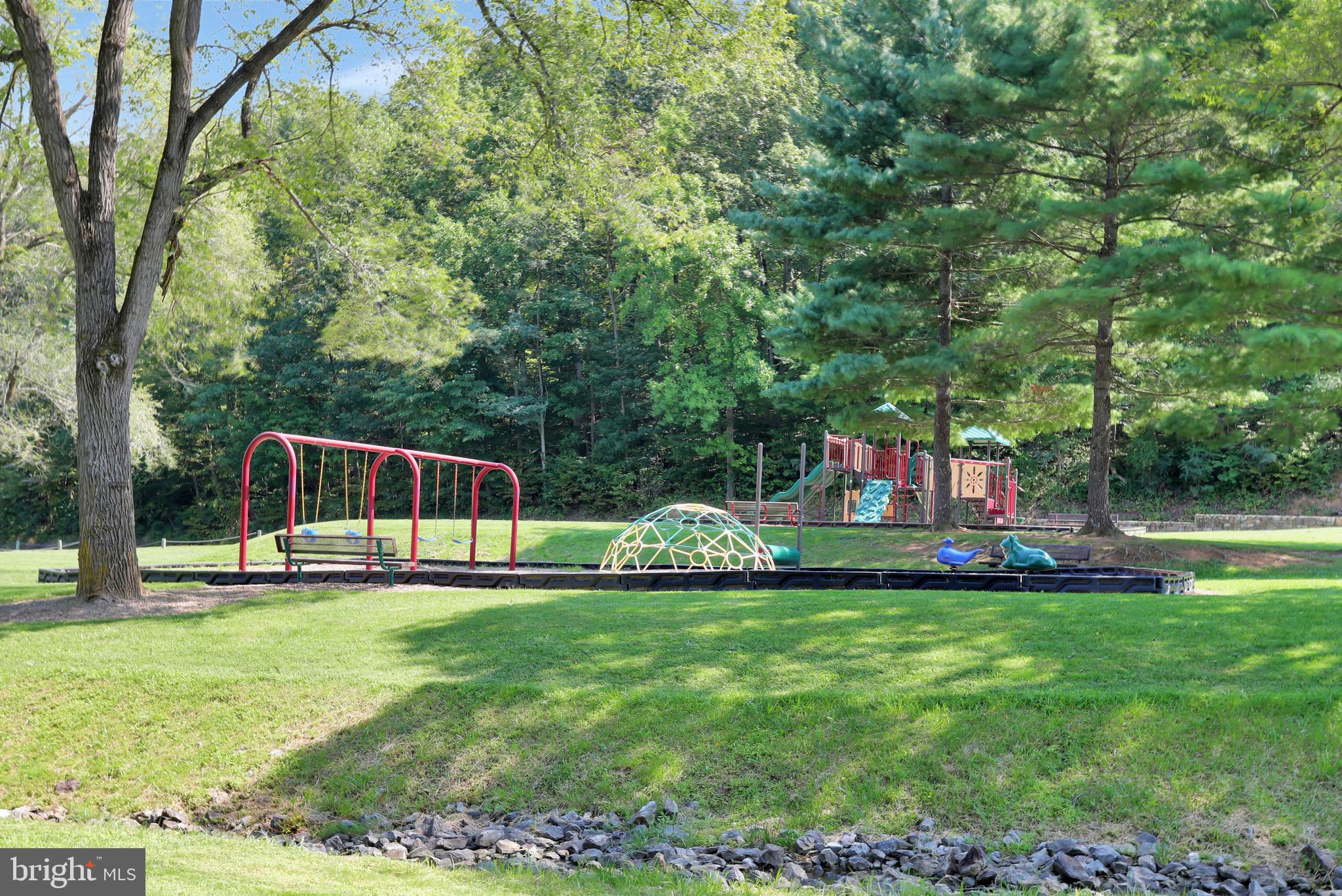 SHAWNEELAND - Residential