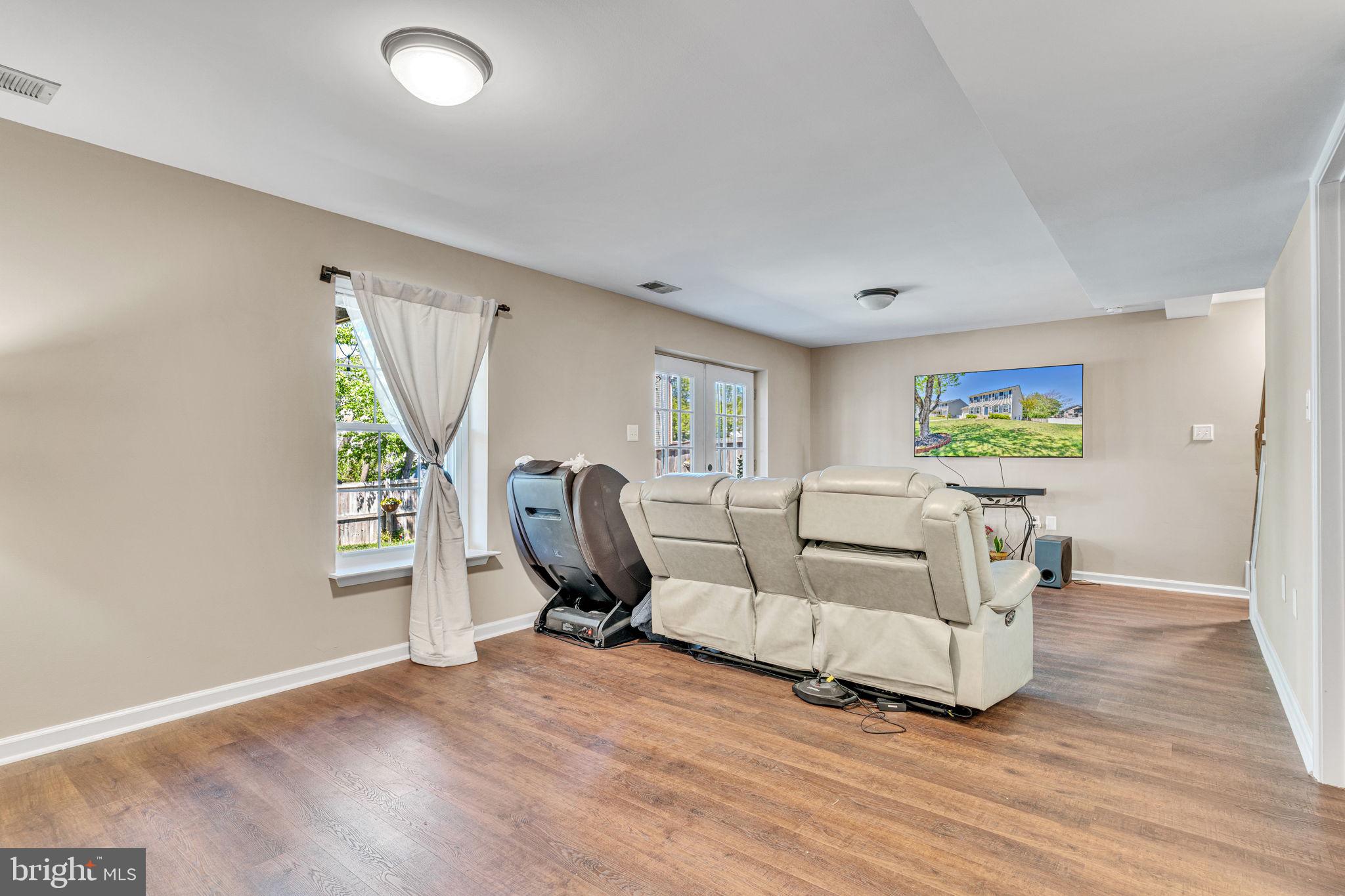 KINGSVIEW SUB - Residential