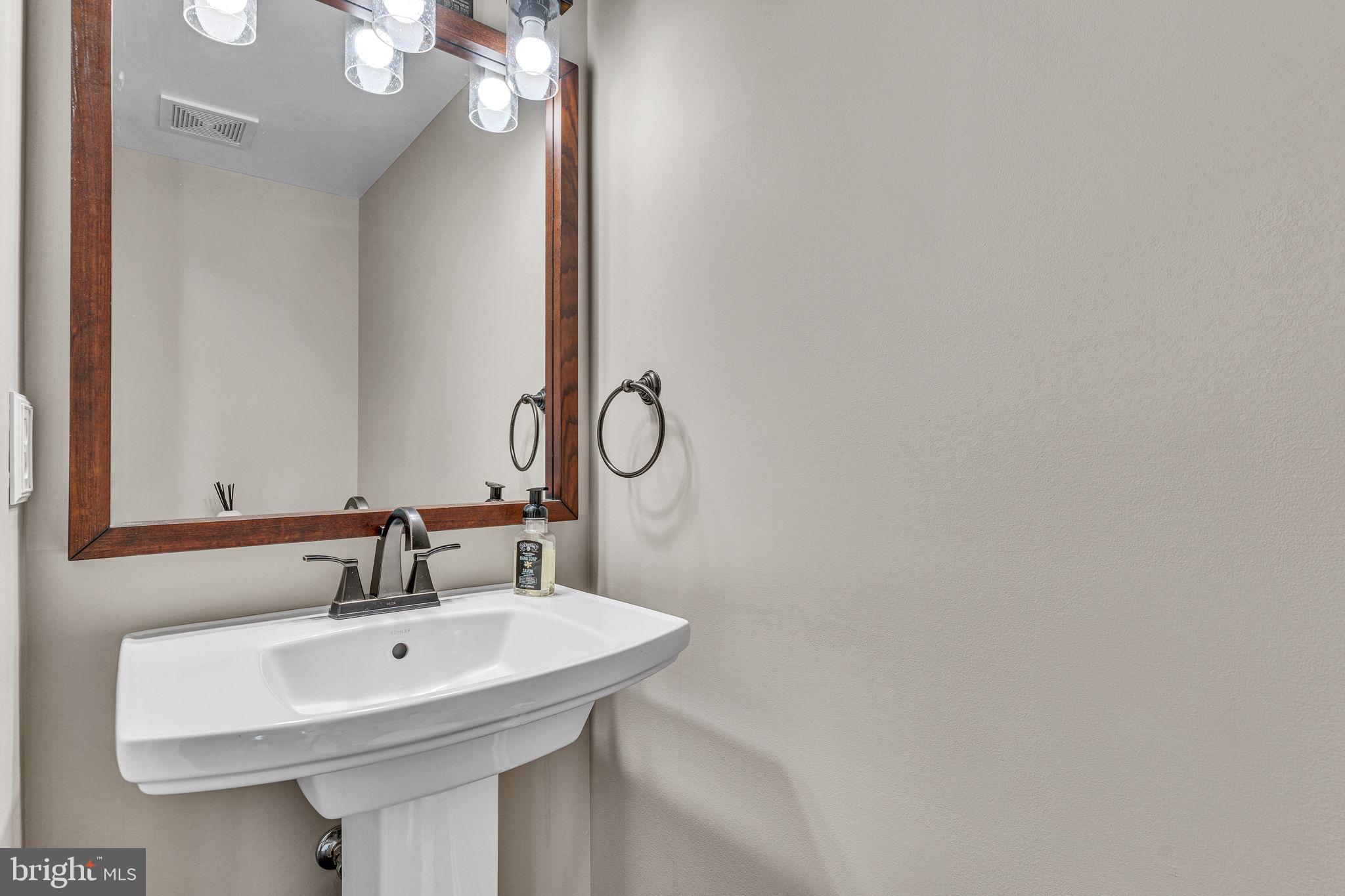 KINGSVIEW SUB - Residential