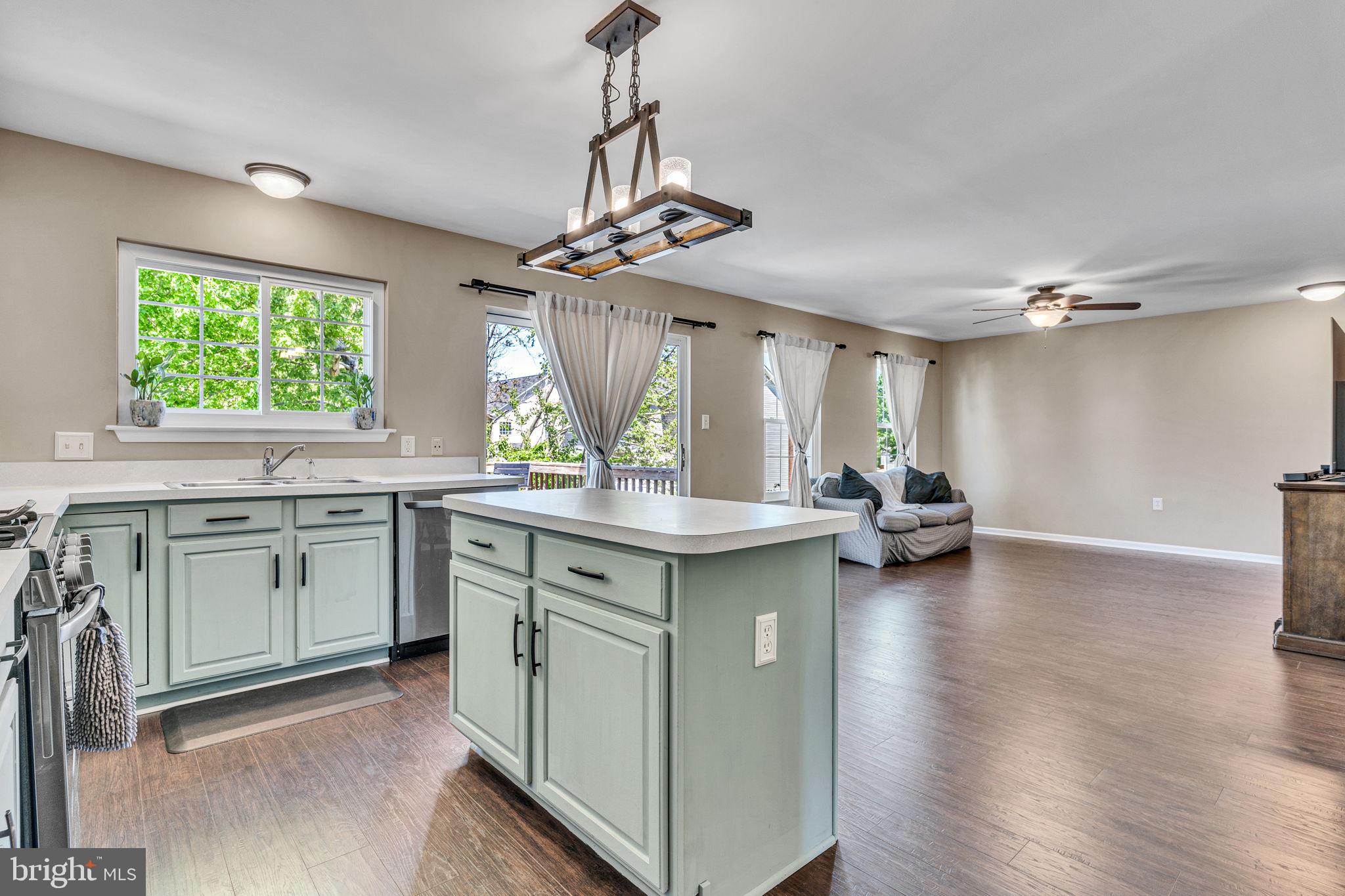 KINGSVIEW SUB - Residential