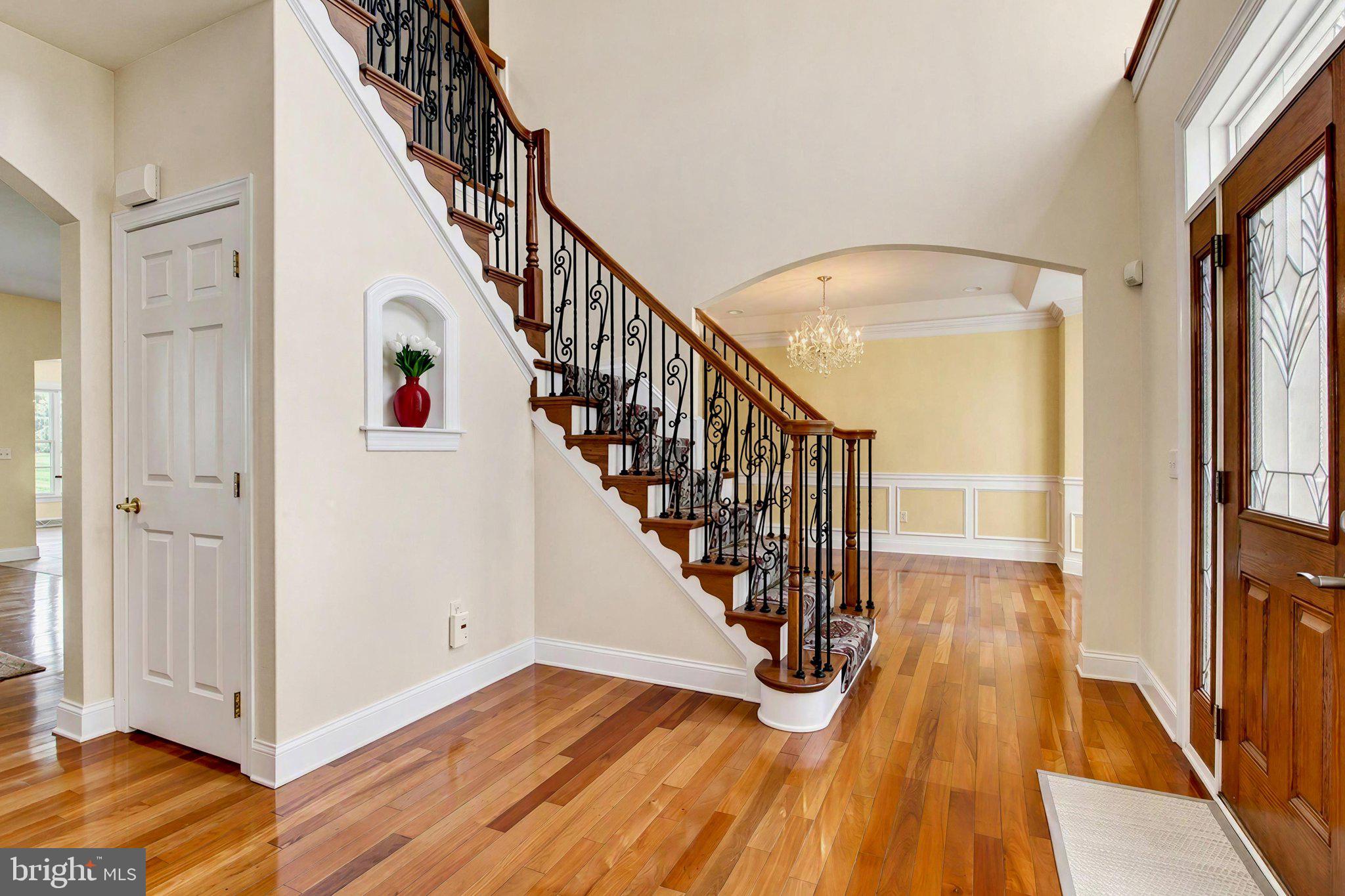 190 HICKORY LANE