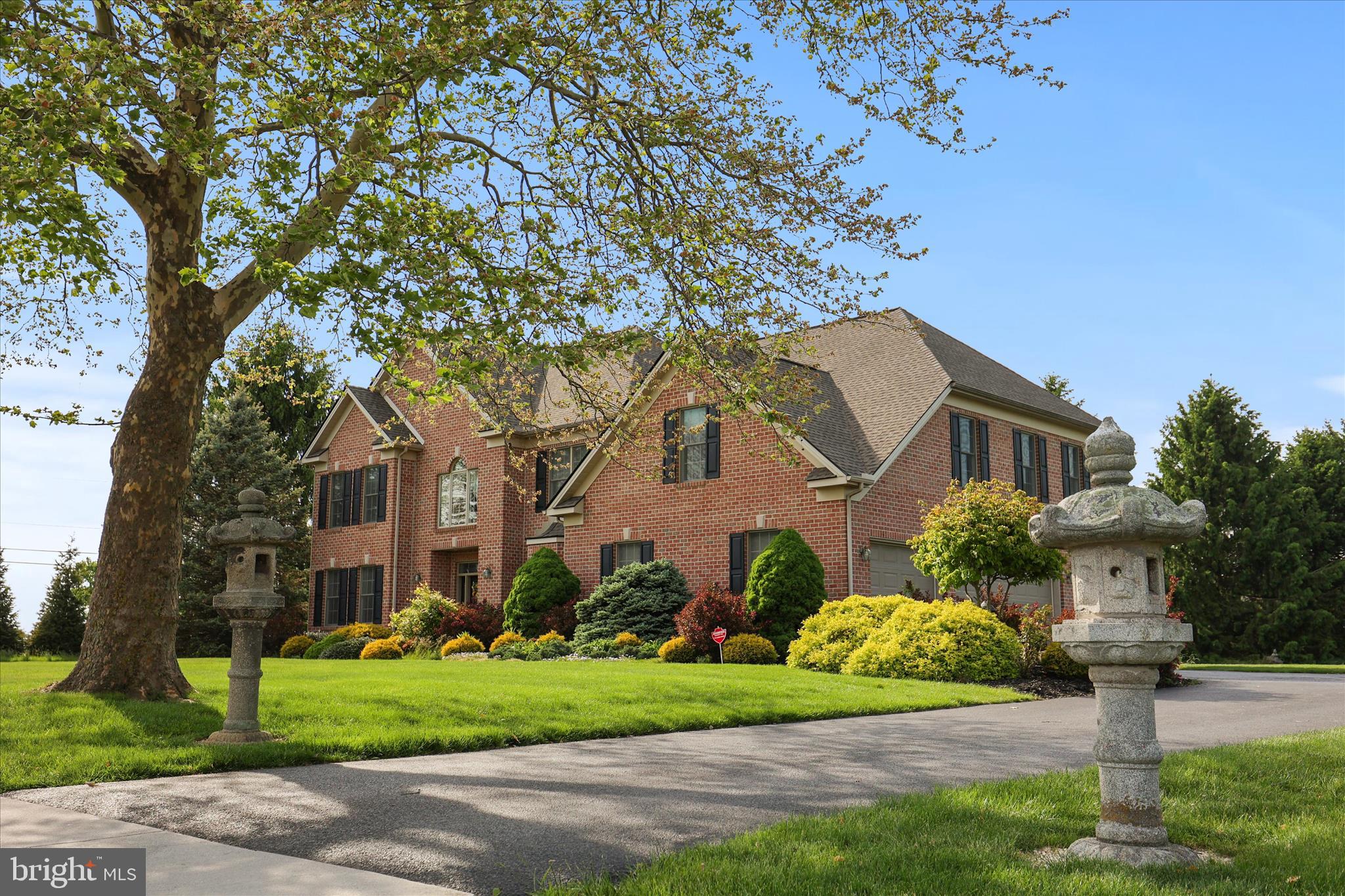 190 HICKORY LANE
