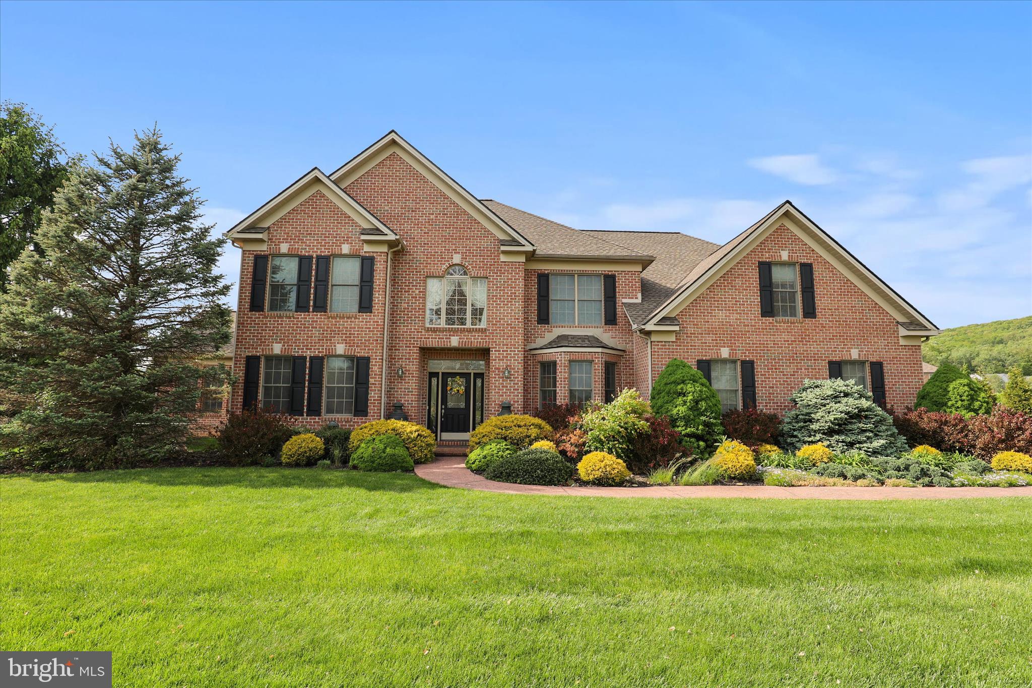 190 HICKORY LANE