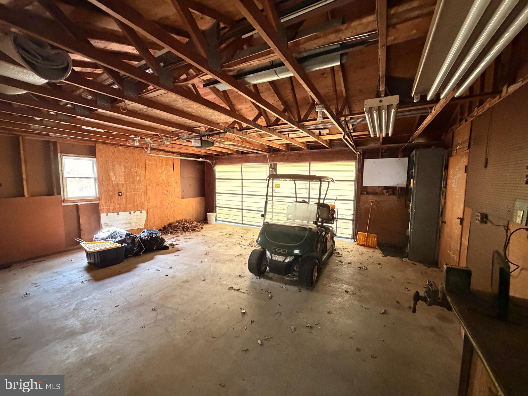 FOX GRAPE FARMS - Residential