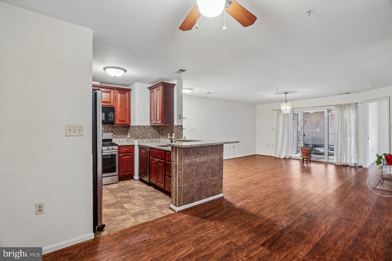 TANGLEWOOD AT RUSSETT - Residential