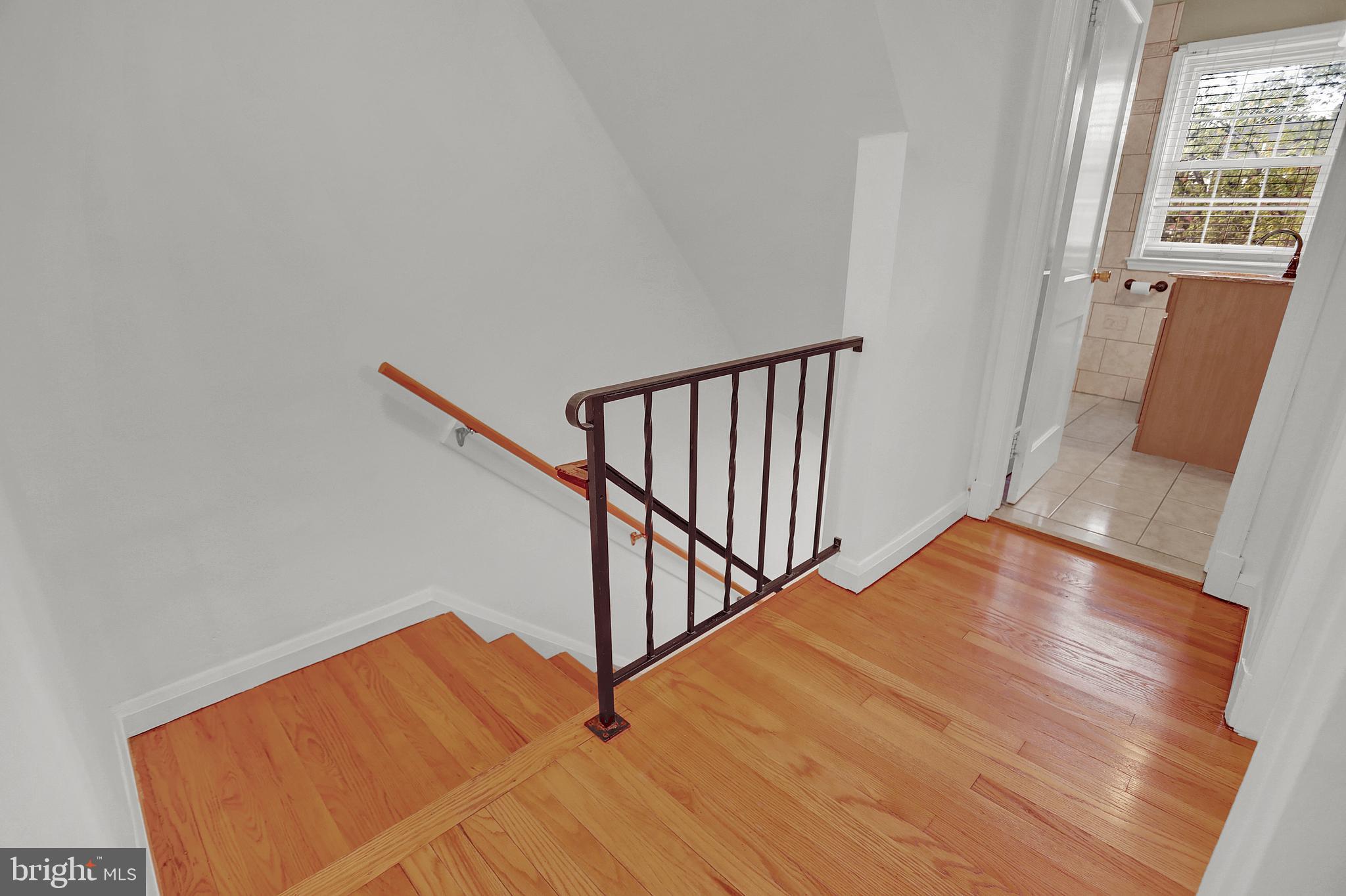 RAMBLEWOOD - Residential