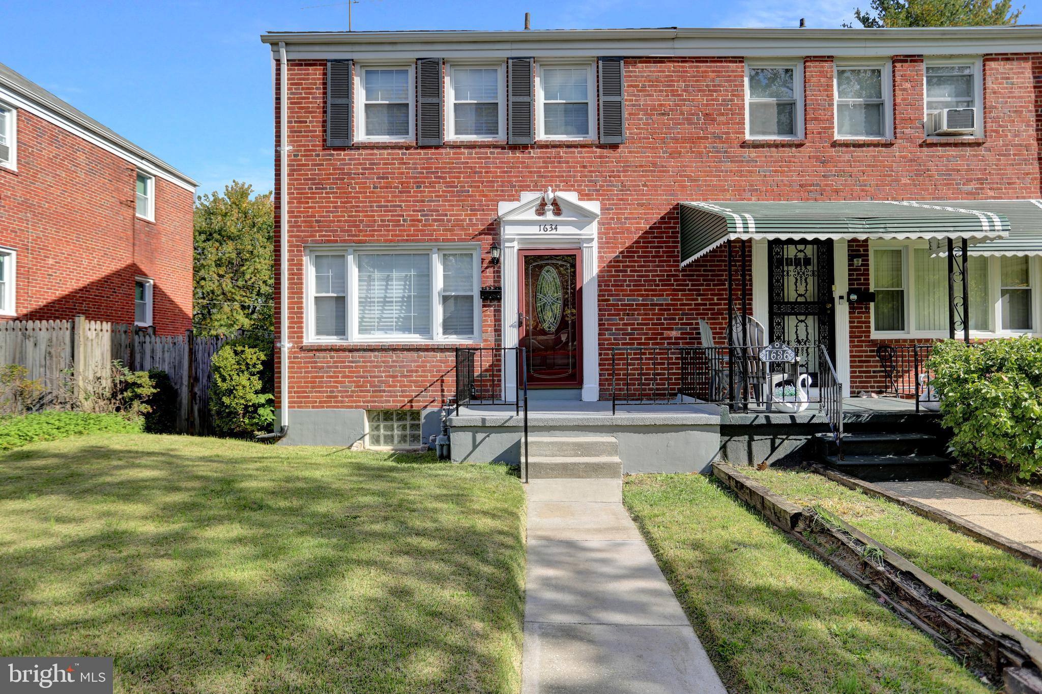 RAMBLEWOOD - Residential