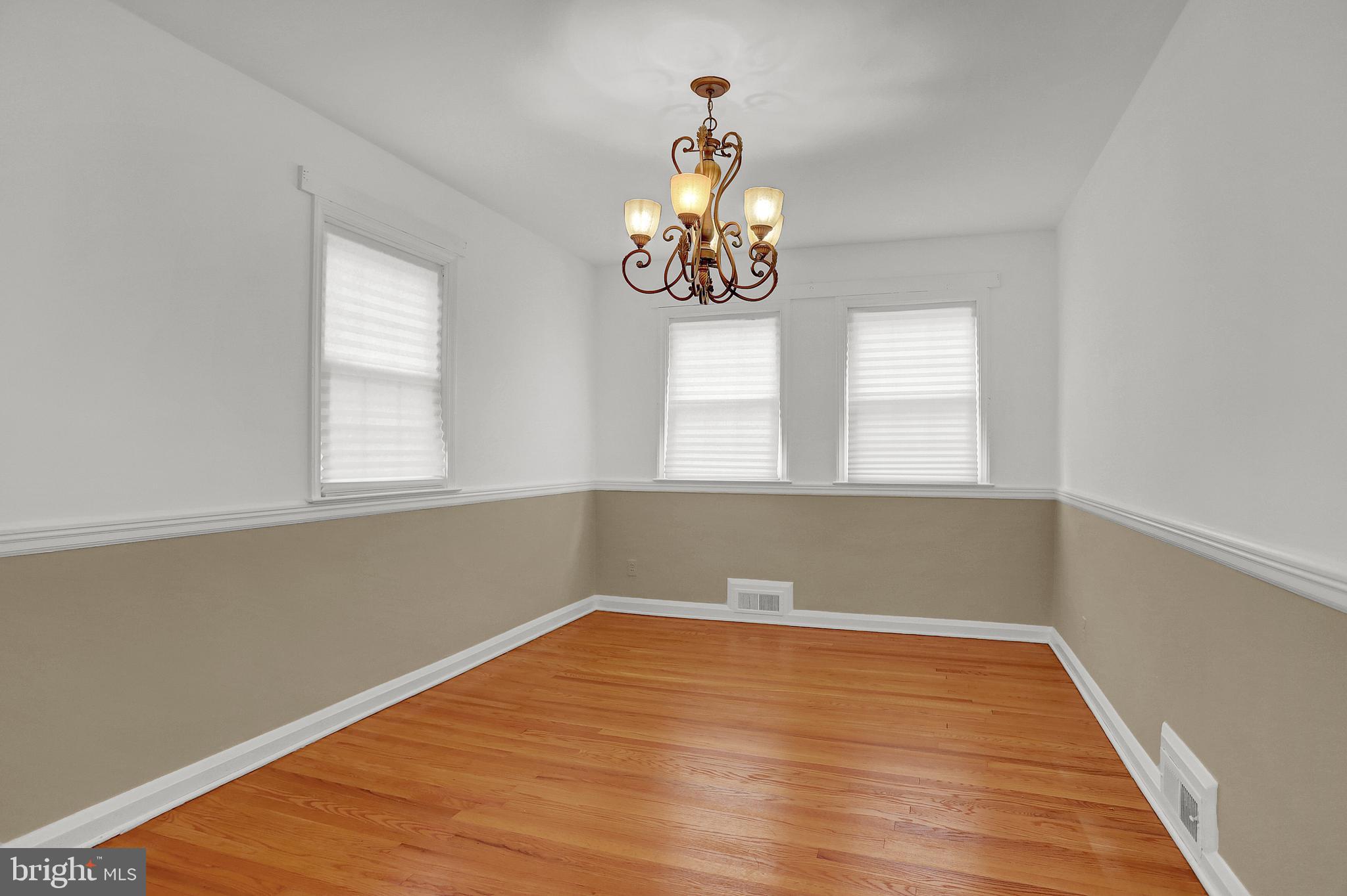 RAMBLEWOOD - Residential