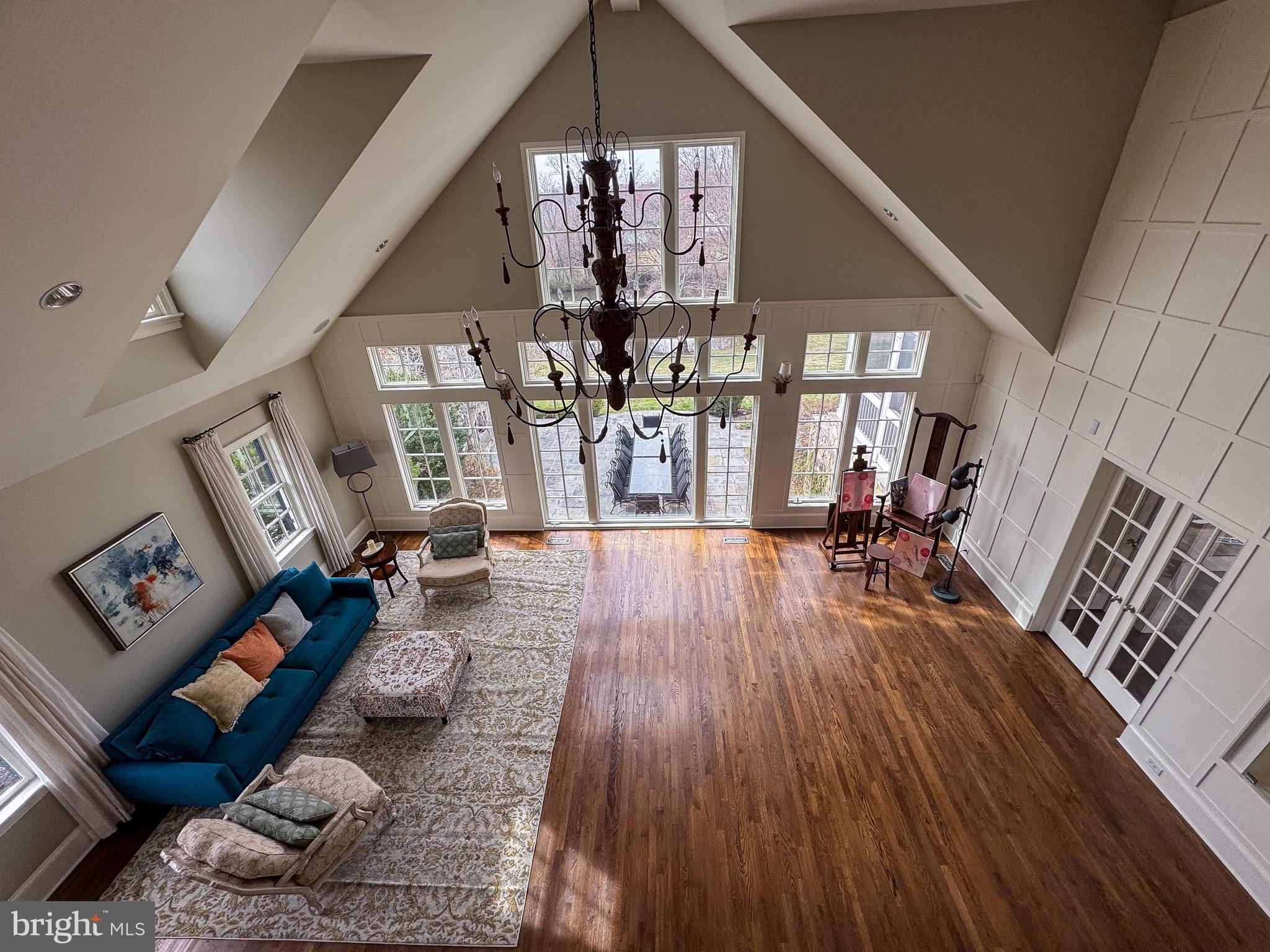 POTOMAC OUTSIDE - Residential