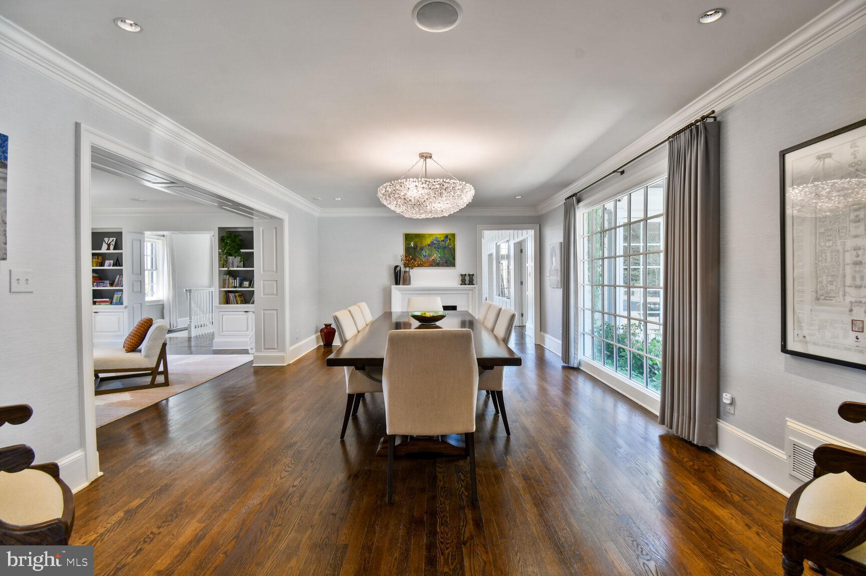 POTOMAC OUTSIDE - Residential