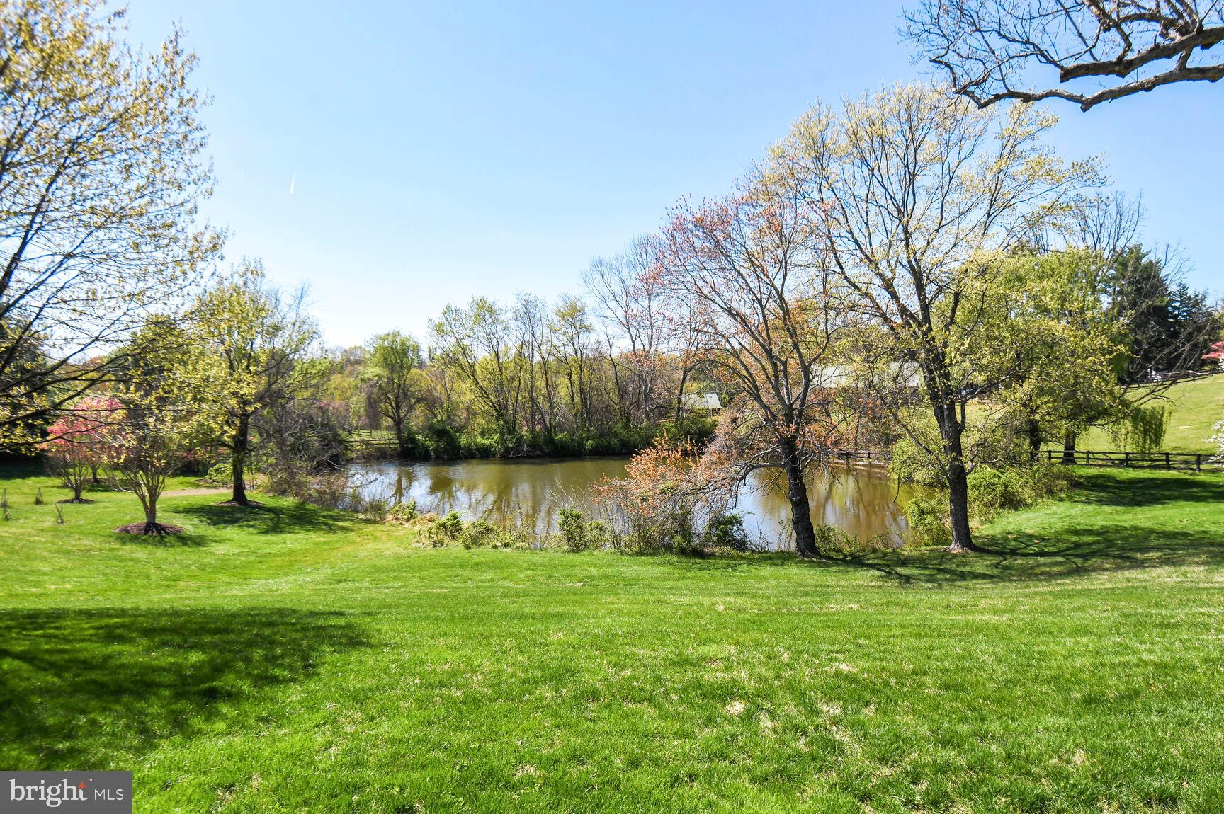 POTOMAC OUTSIDE - Residential