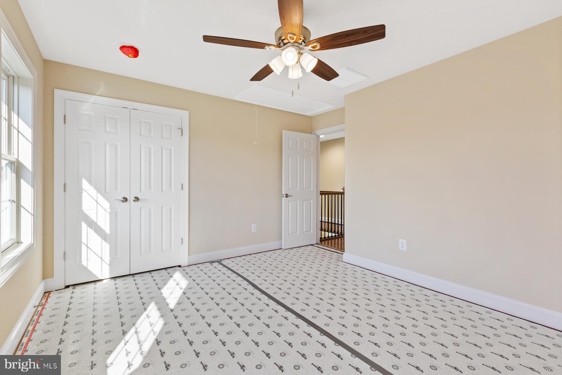 WATERS EDGE - Residential