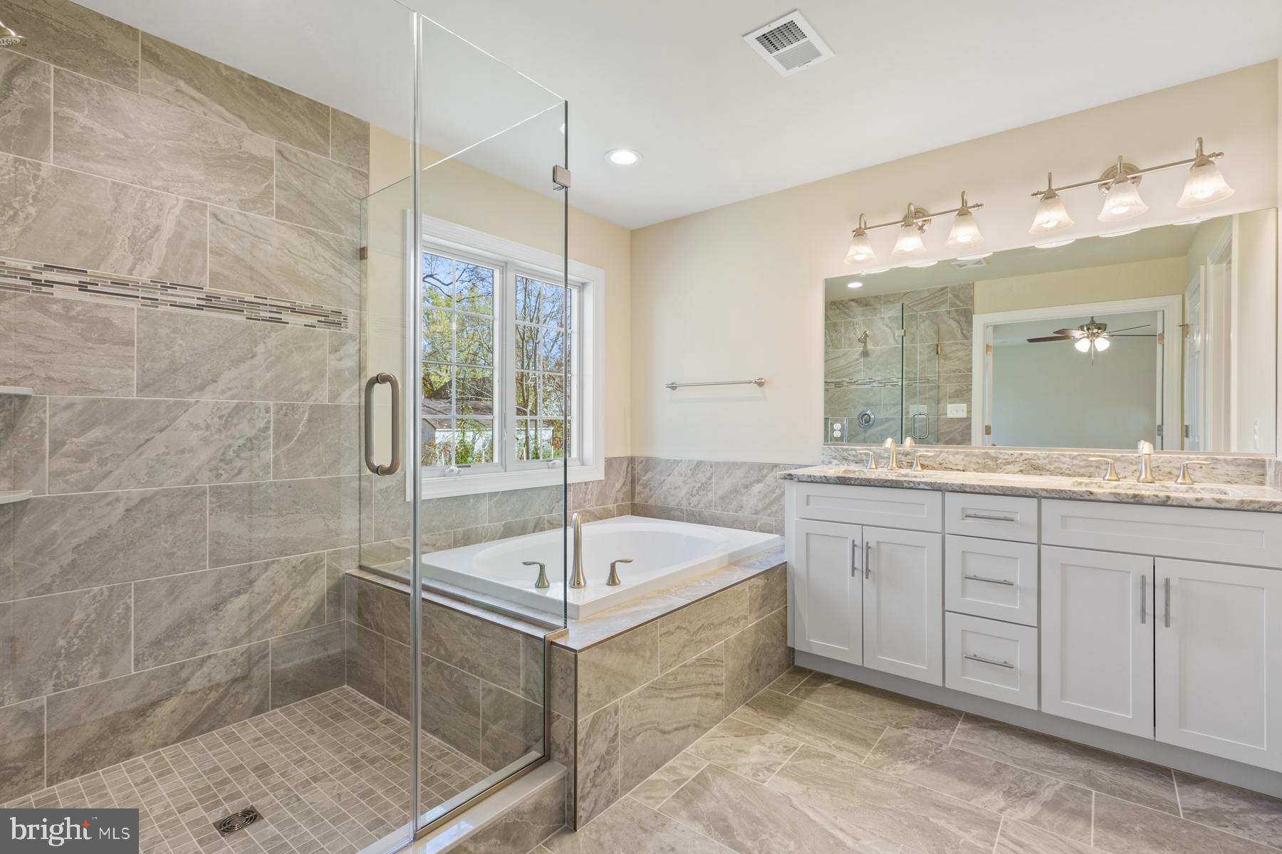 WATERS EDGE - Residential