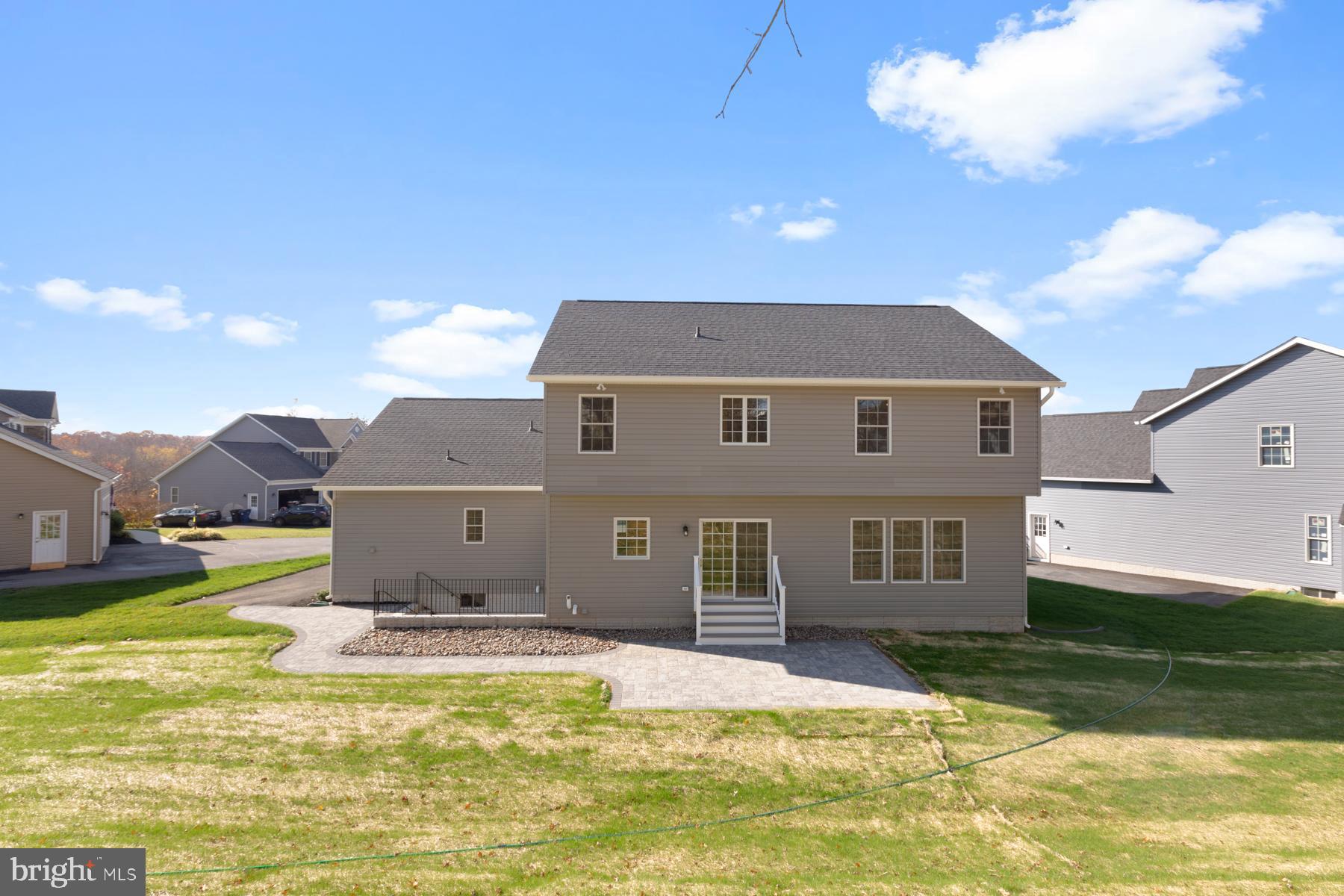 WATERS EDGE - Residential