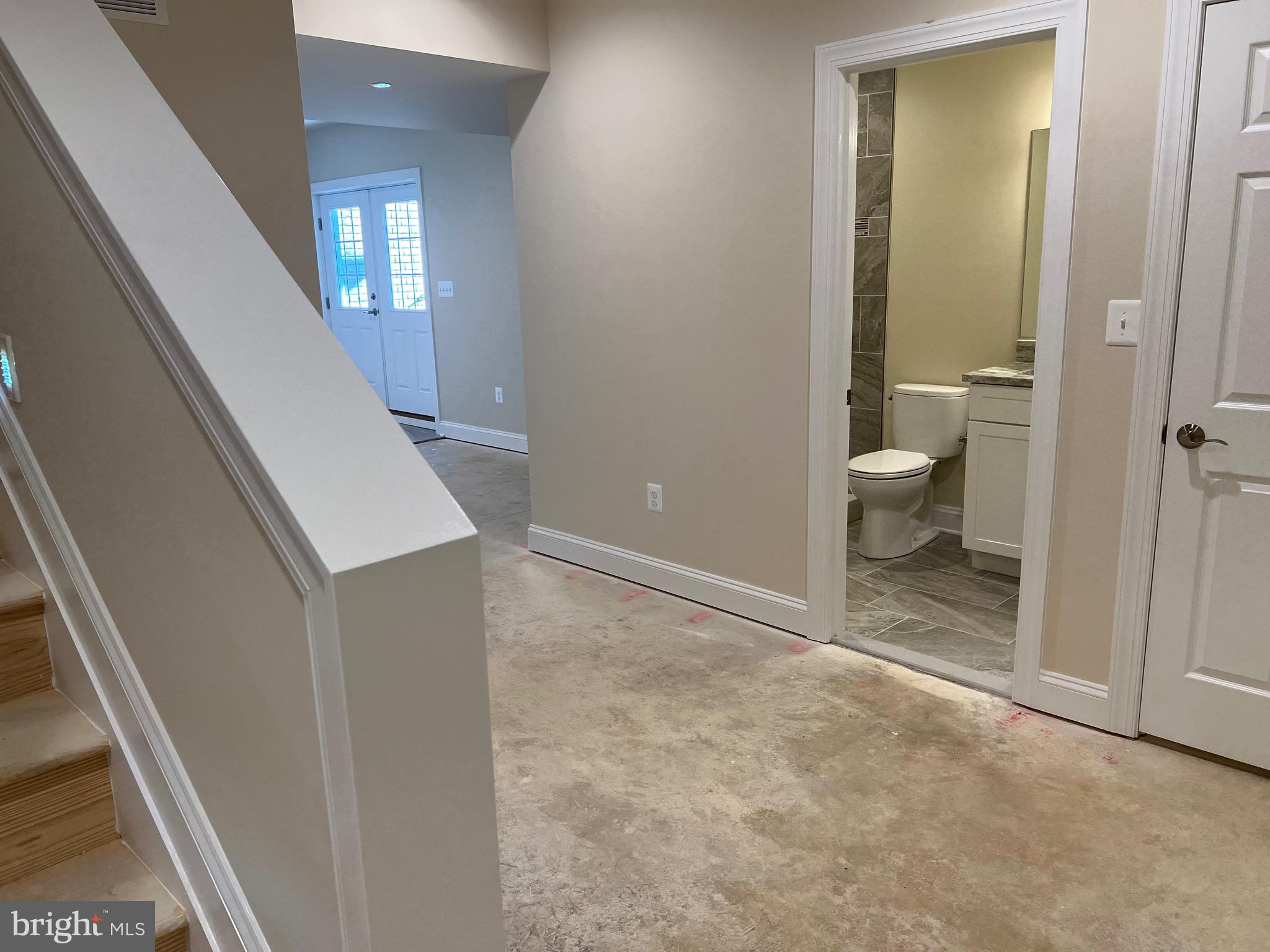 WATERS EDGE - Residential