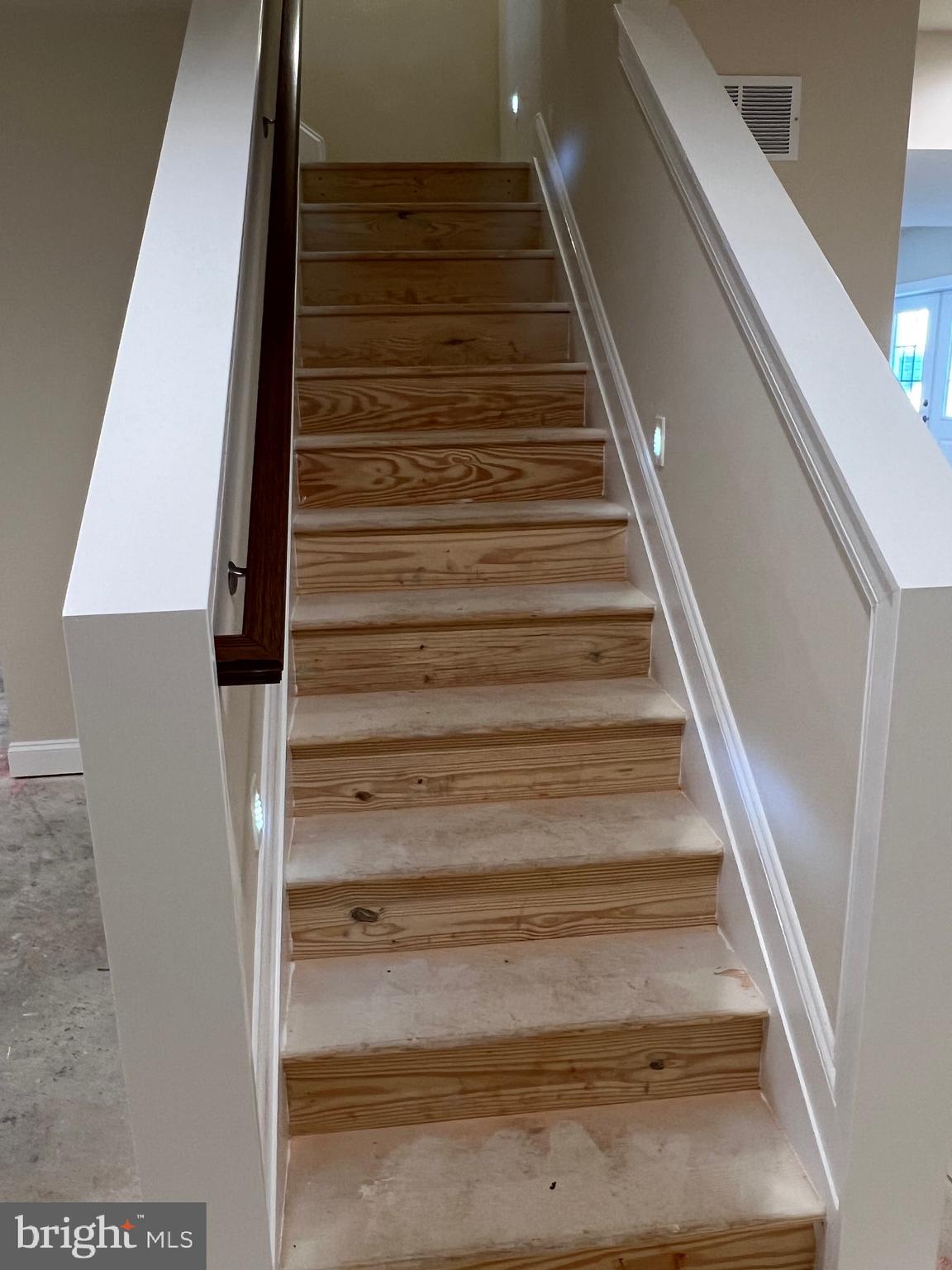 WATERS EDGE - Residential