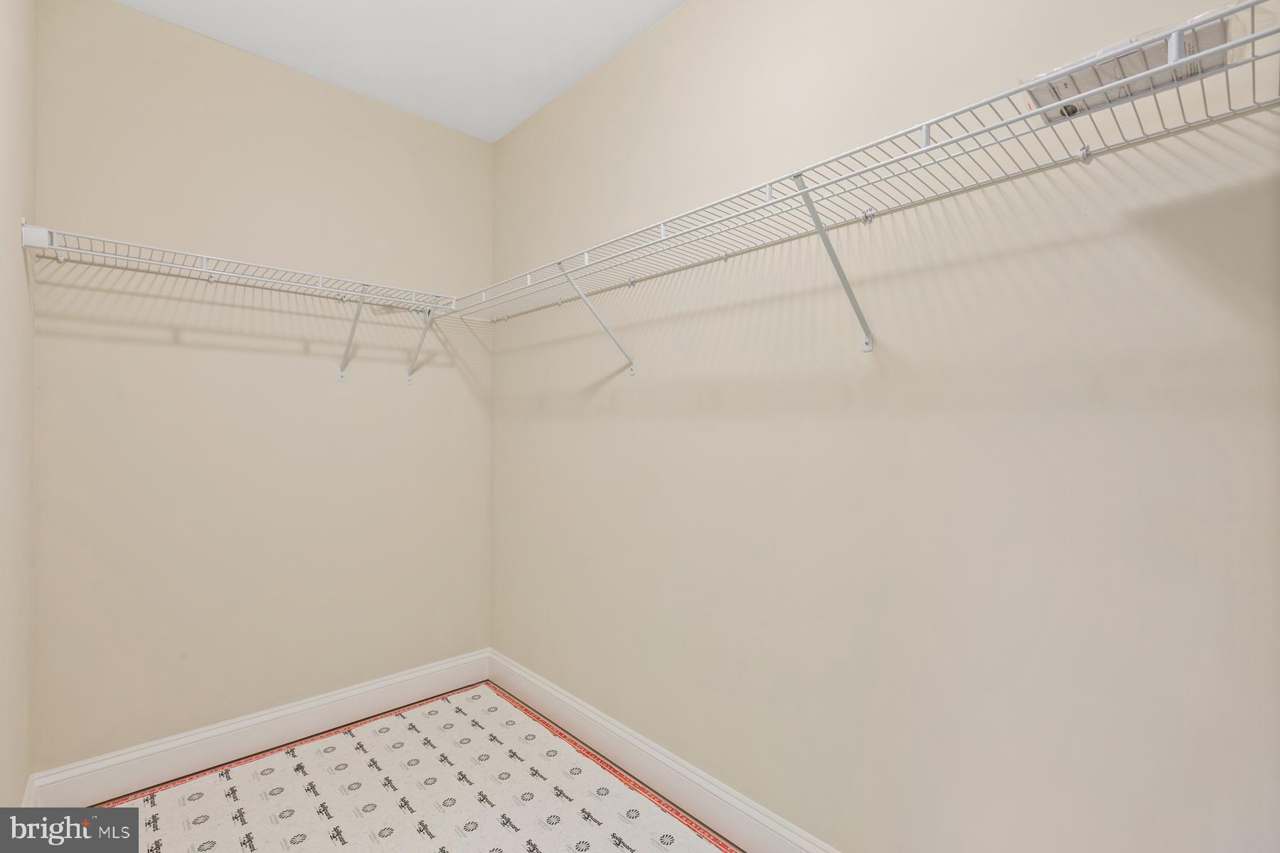 WATERS EDGE - Residential