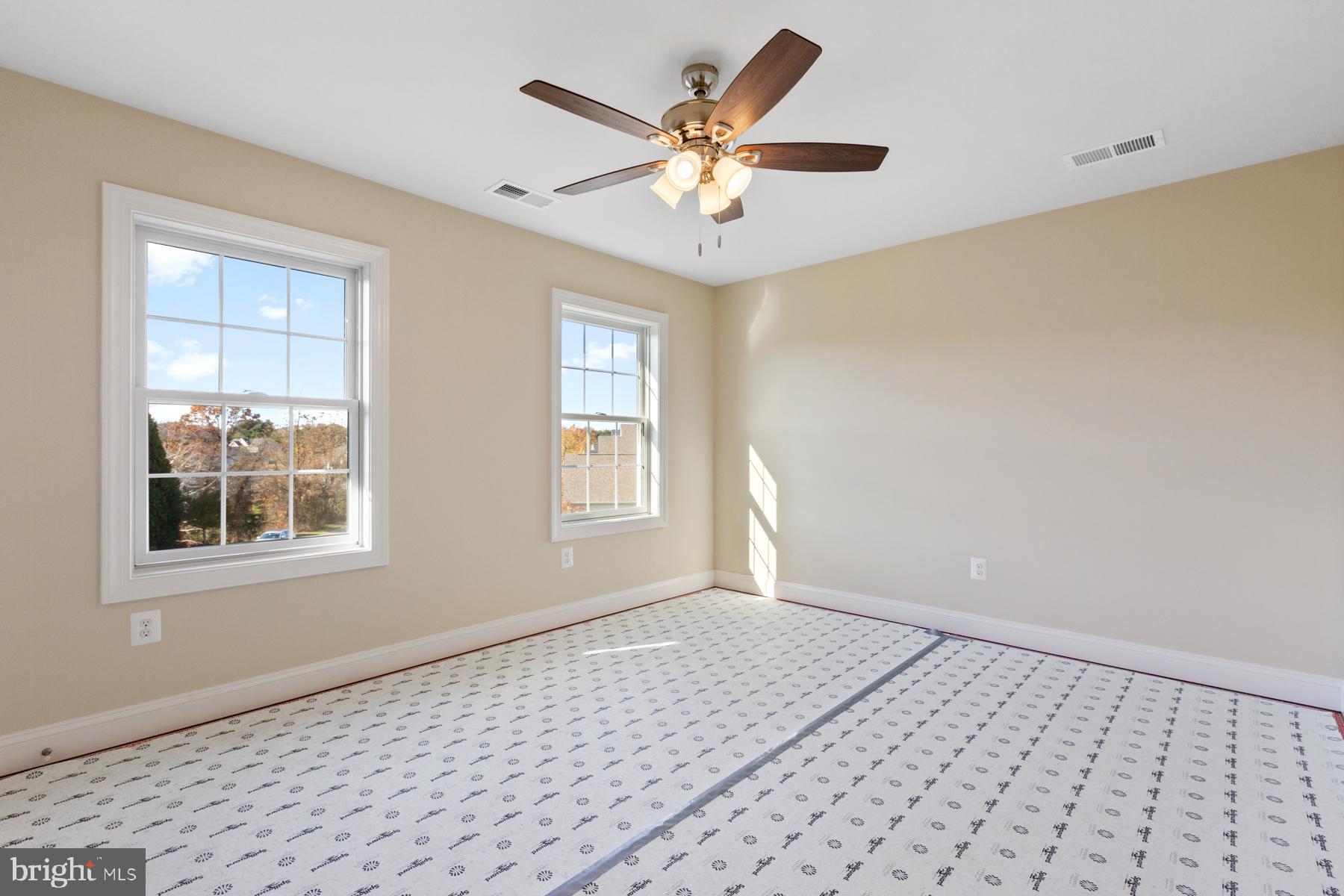 WATERS EDGE - Residential