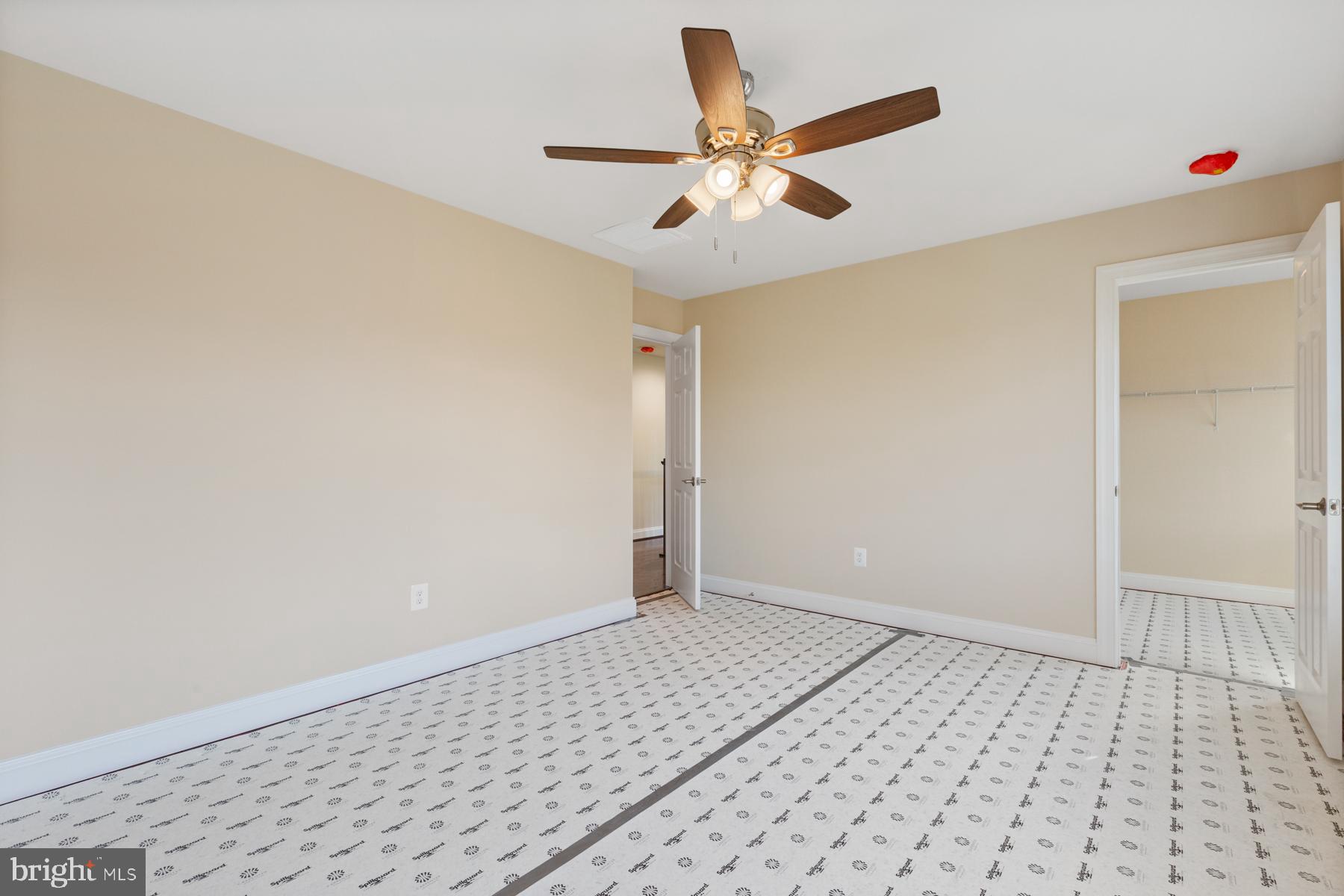 WATERS EDGE - Residential