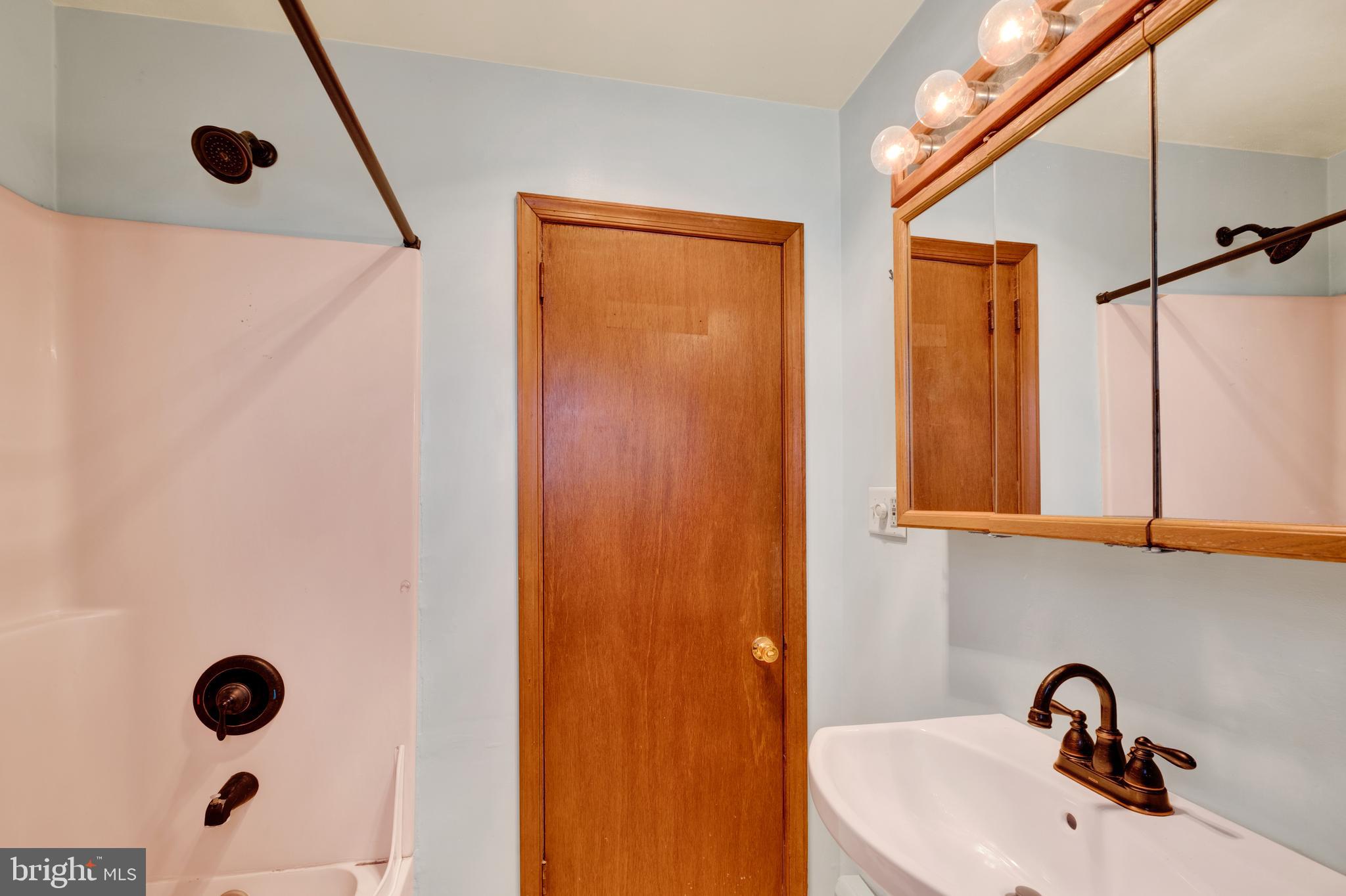 PHILADELPHIA (SOUTH) - Residential