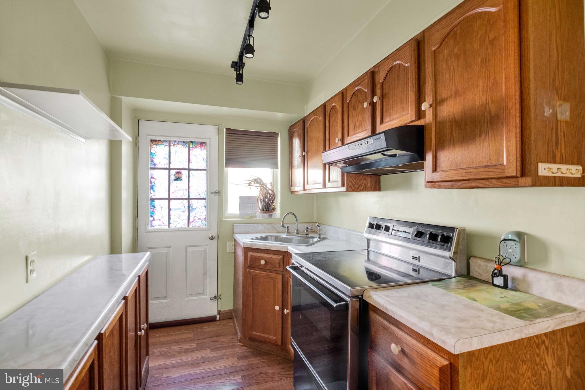 PHILADELPHIA (SOUTH) - Residential