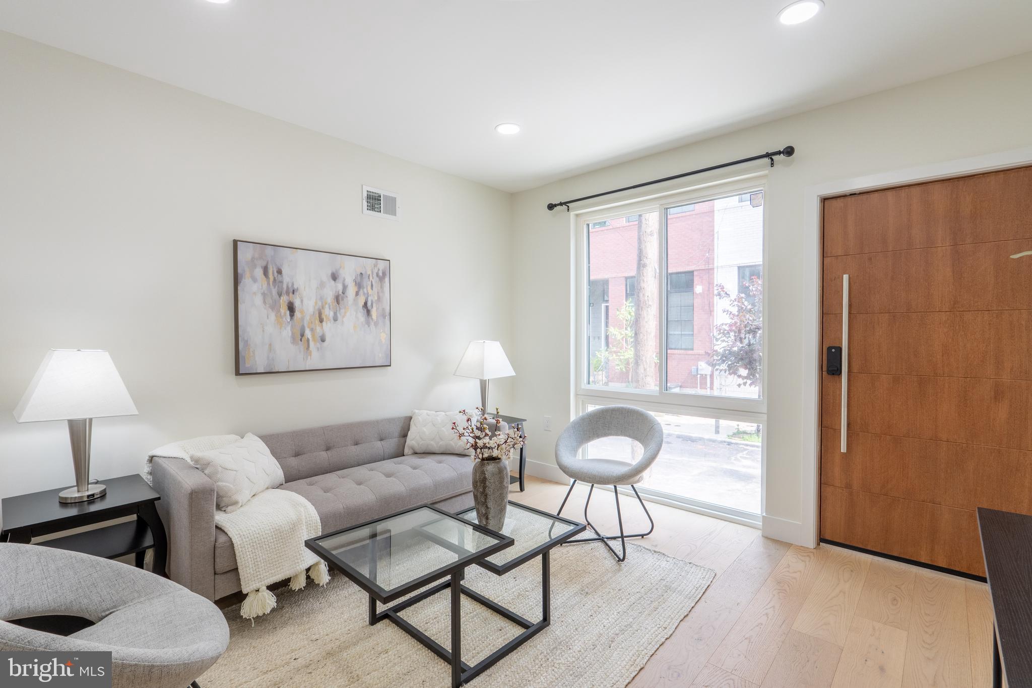 622 MCCLELLAN STREET