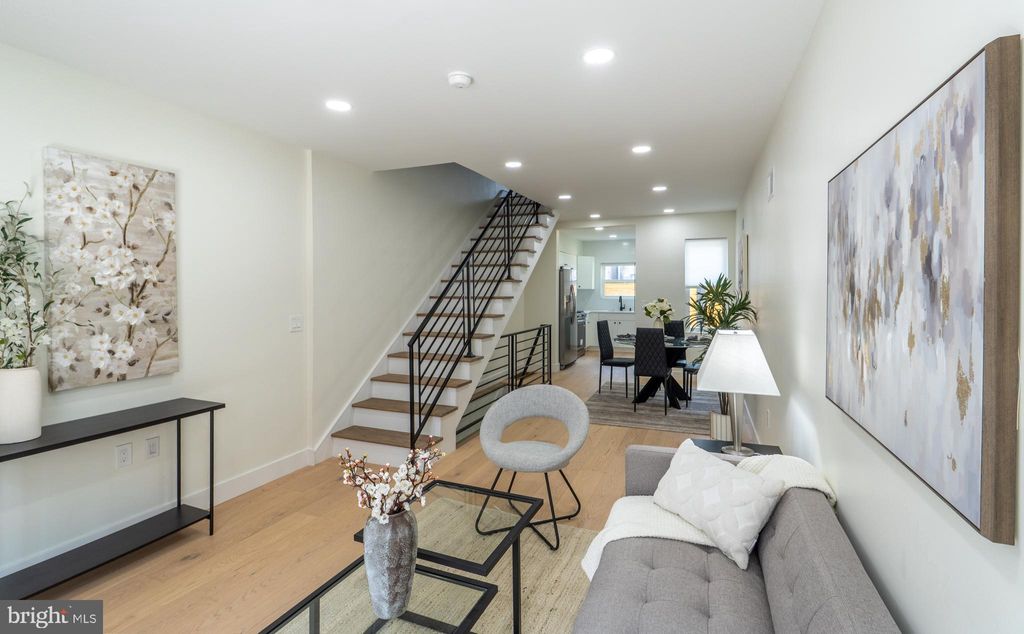 Photo of 622 Mcclellan Street, PHILADELPHIA, PA 19148 (MLS # PAPH2569622)