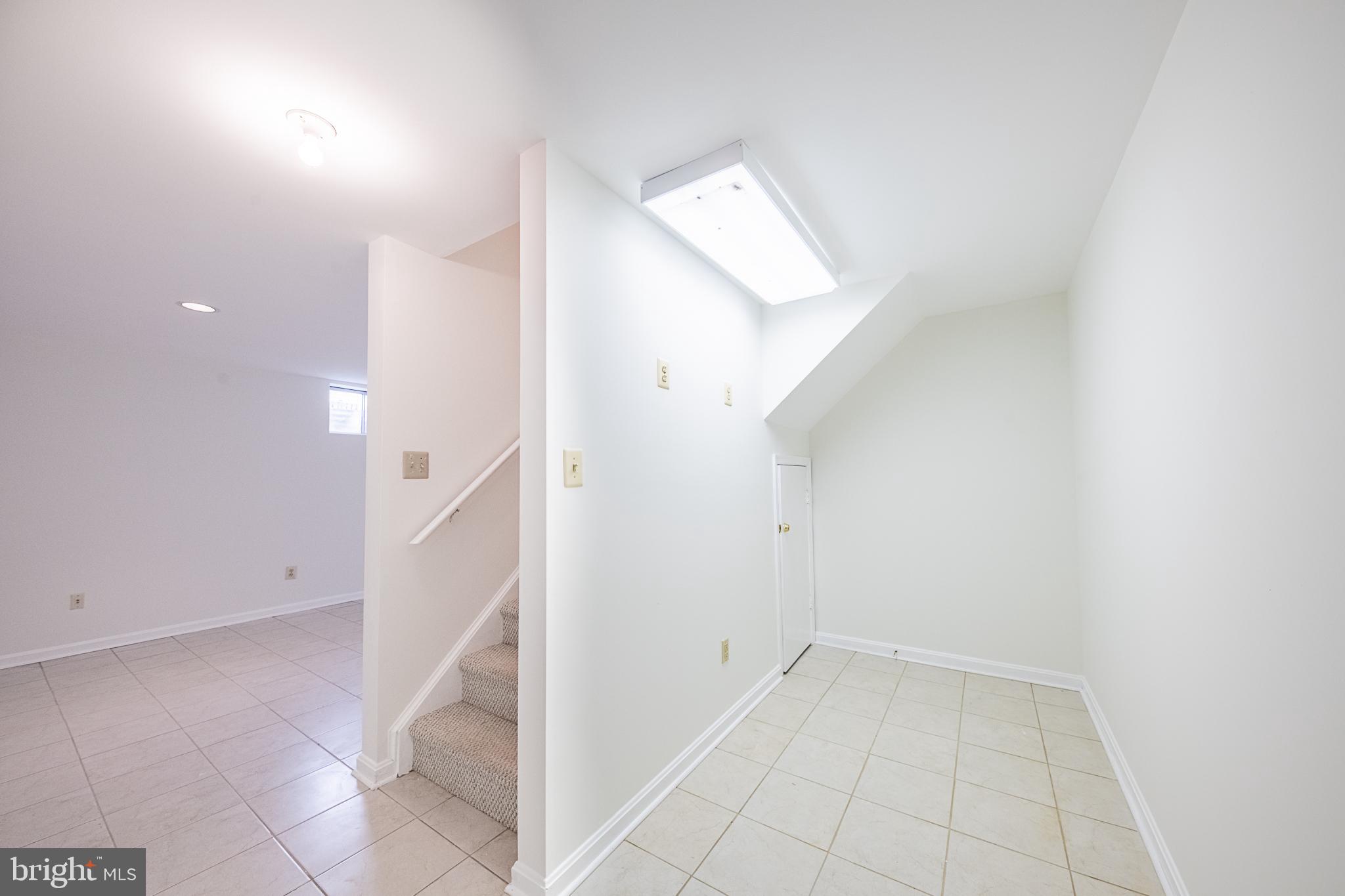 WALNEY GLEN - Residential Lease