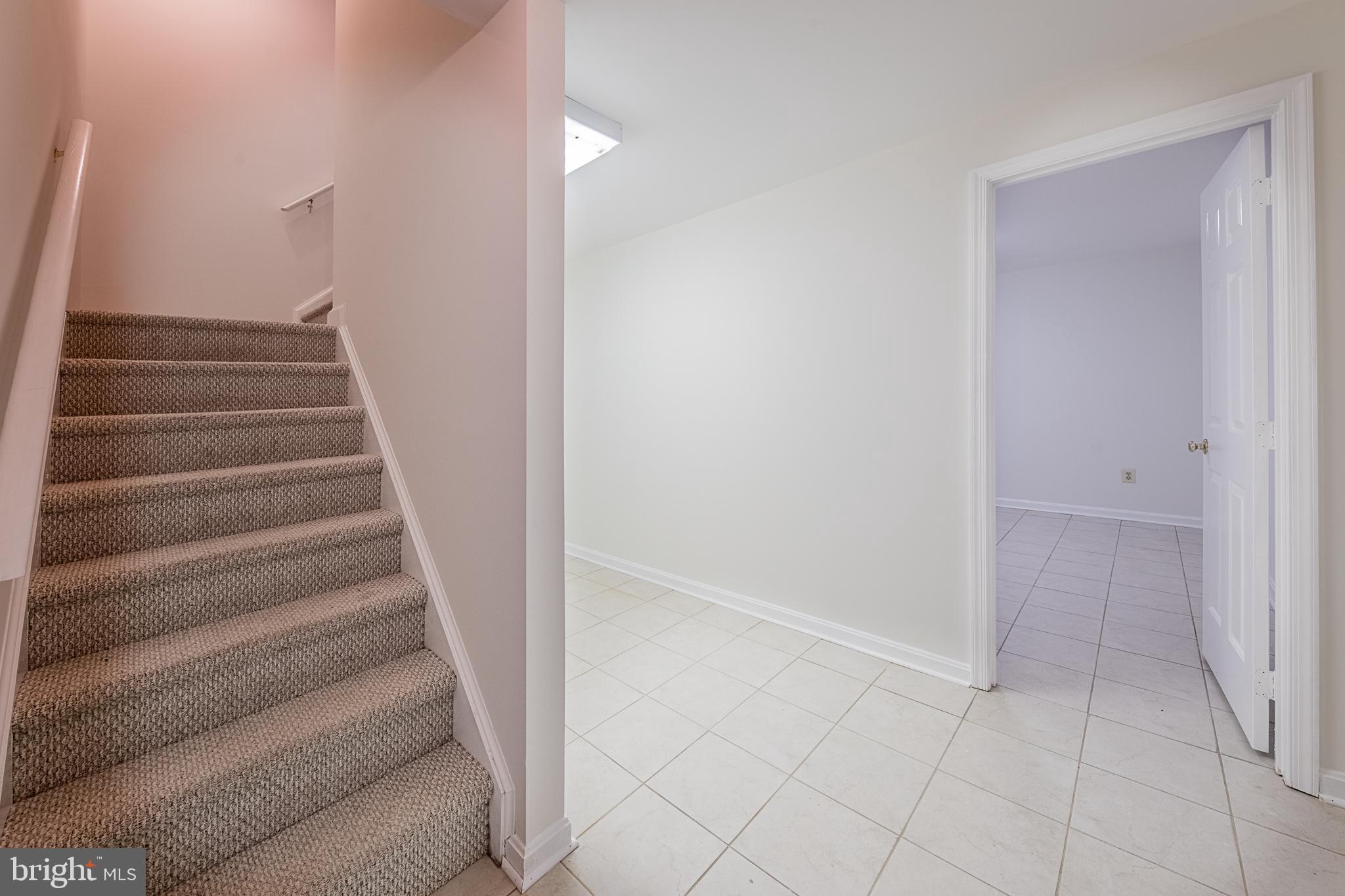 WALNEY GLEN - Residential Lease