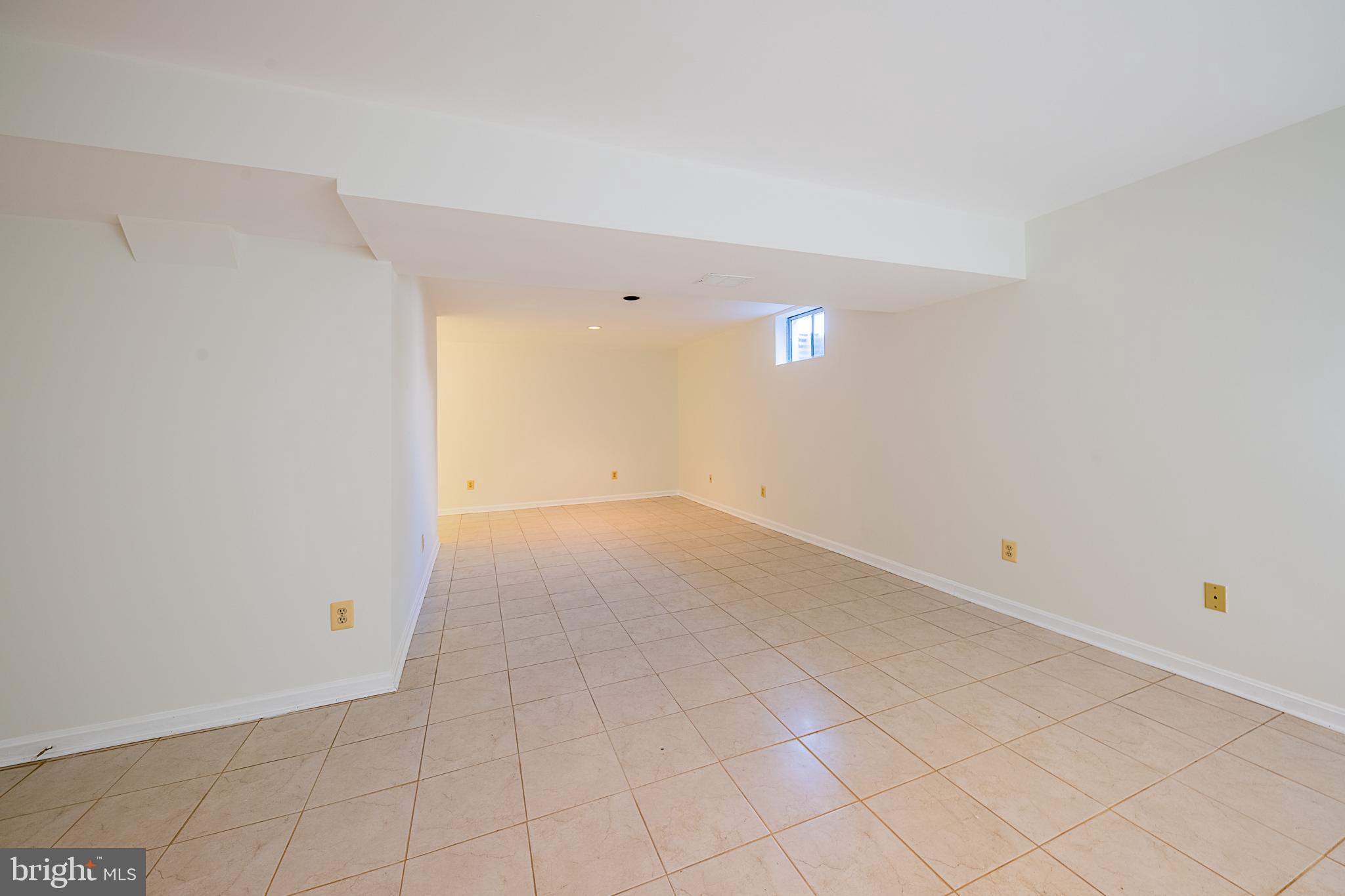 WALNEY GLEN - Residential Lease