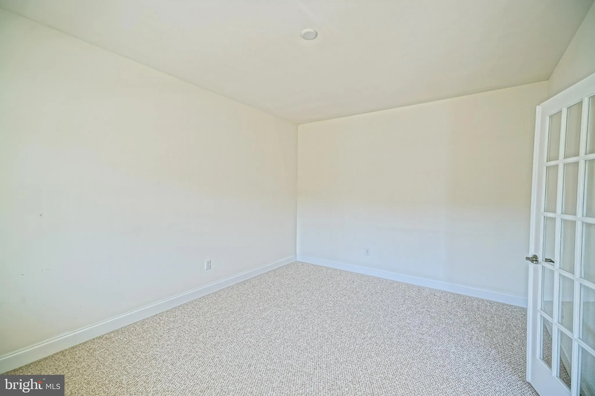 Rehoboth Beach, Delaware 19971, United States, 4 Bedrooms Bedrooms, ,4 BathroomsBathrooms,Residential,Pending,80935