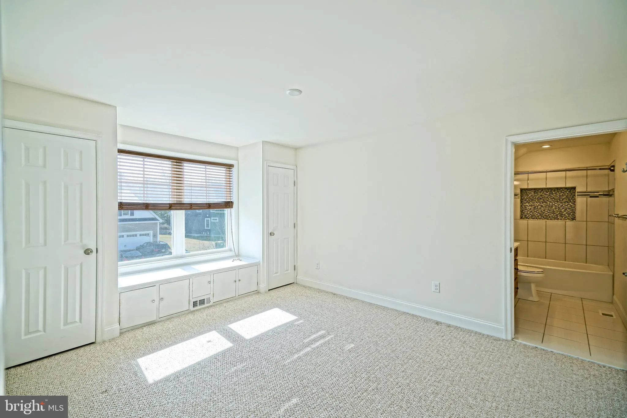 Rehoboth Beach, Delaware 19971, United States, 4 Bedrooms Bedrooms, ,4 BathroomsBathrooms,Residential,Pending,80935