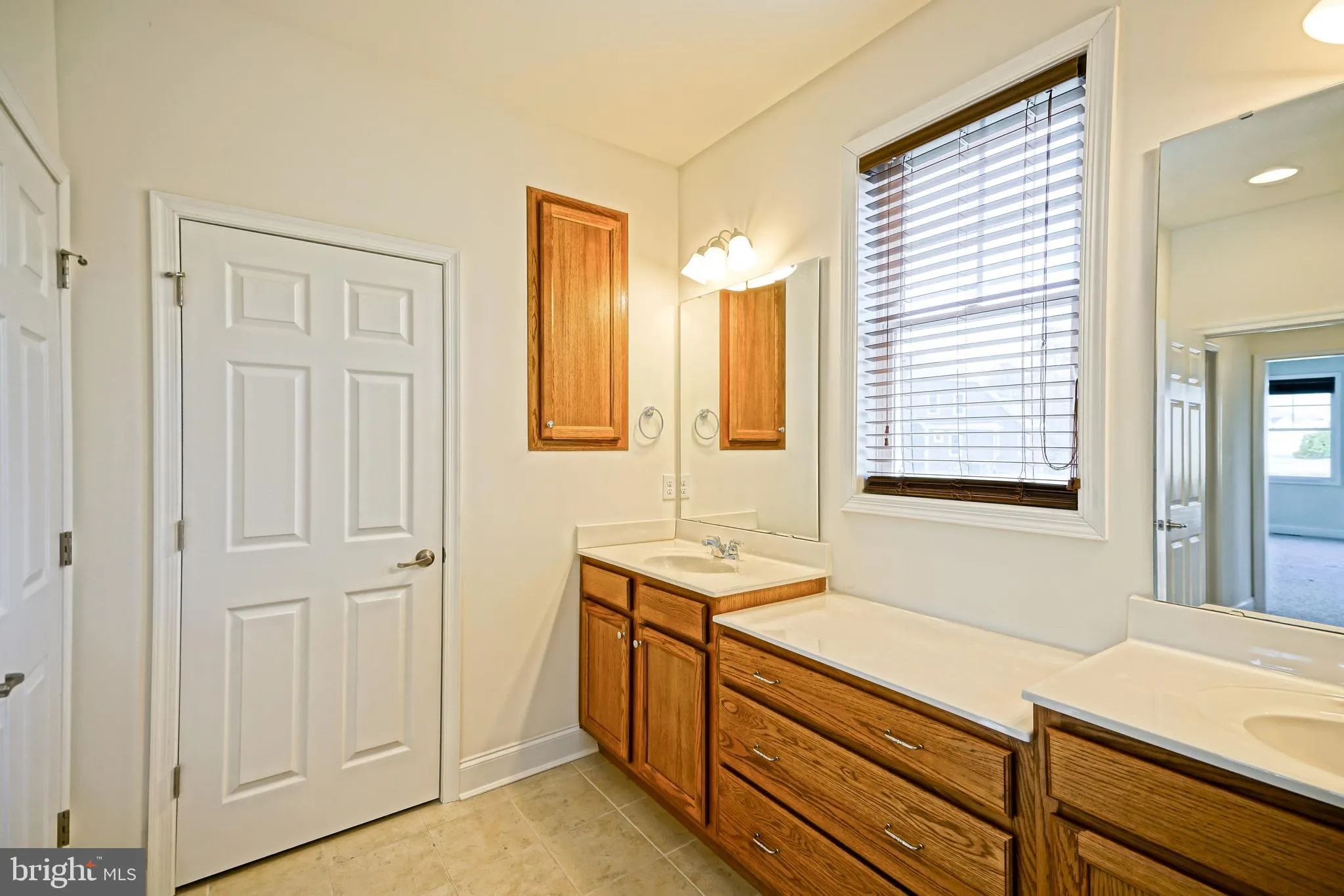 Rehoboth Beach, Delaware 19971, United States, 4 Bedrooms Bedrooms, ,4 BathroomsBathrooms,Residential,Pending,80935