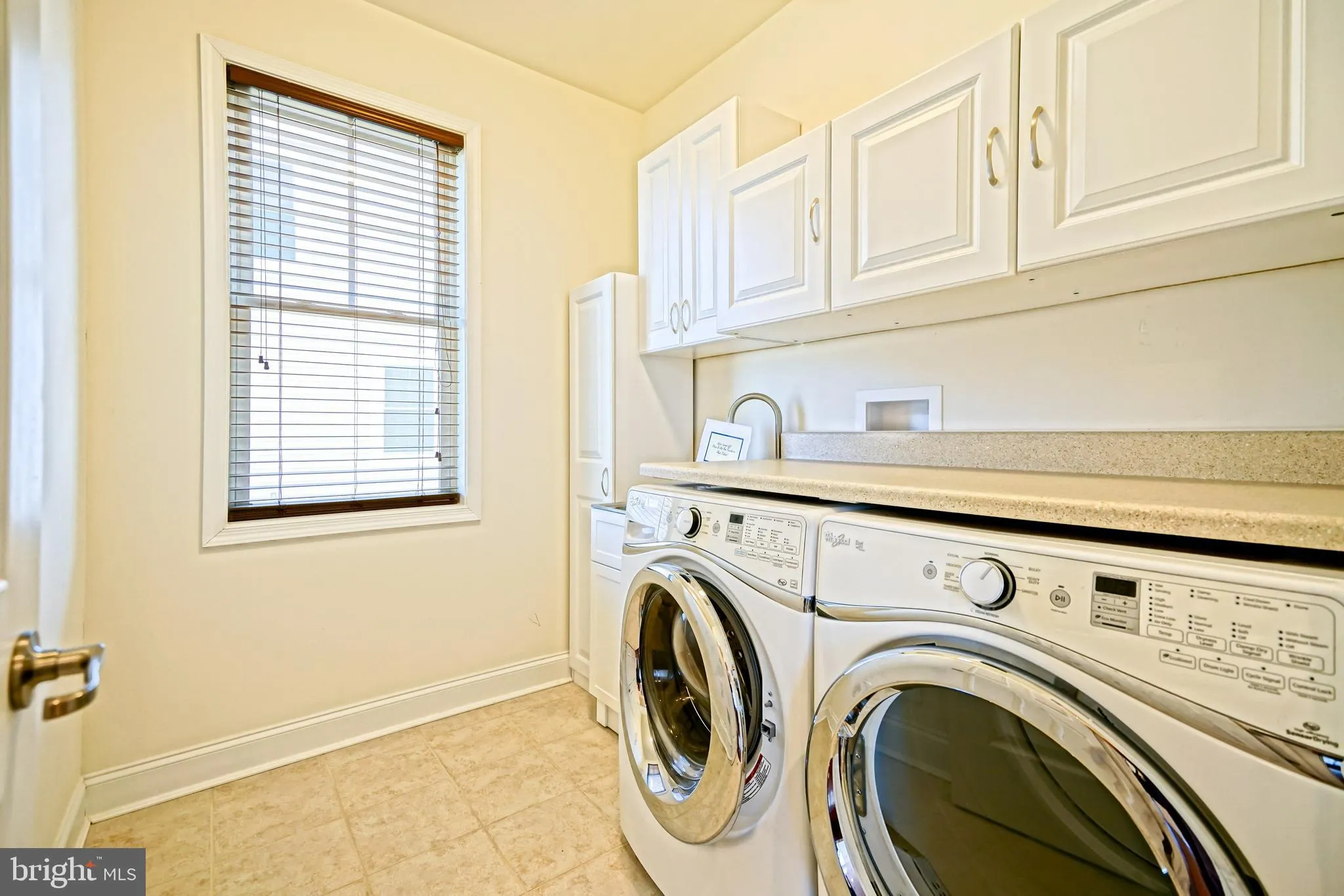 Rehoboth Beach, Delaware 19971, United States, 4 Bedrooms Bedrooms, ,4 BathroomsBathrooms,Residential,Pending,80935