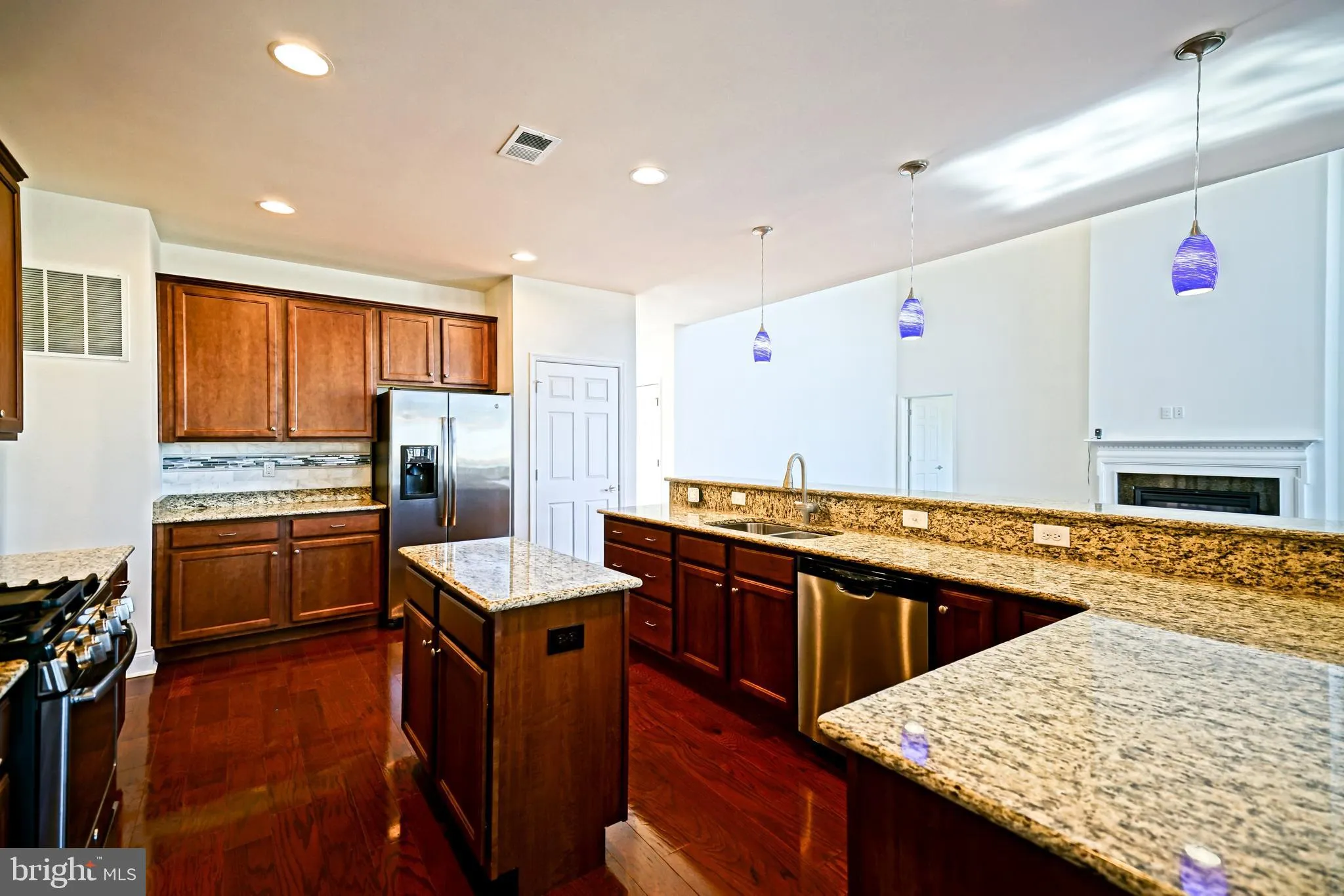 Rehoboth Beach, Delaware 19971, United States, 4 Bedrooms Bedrooms, ,4 BathroomsBathrooms,Residential,Pending,80935