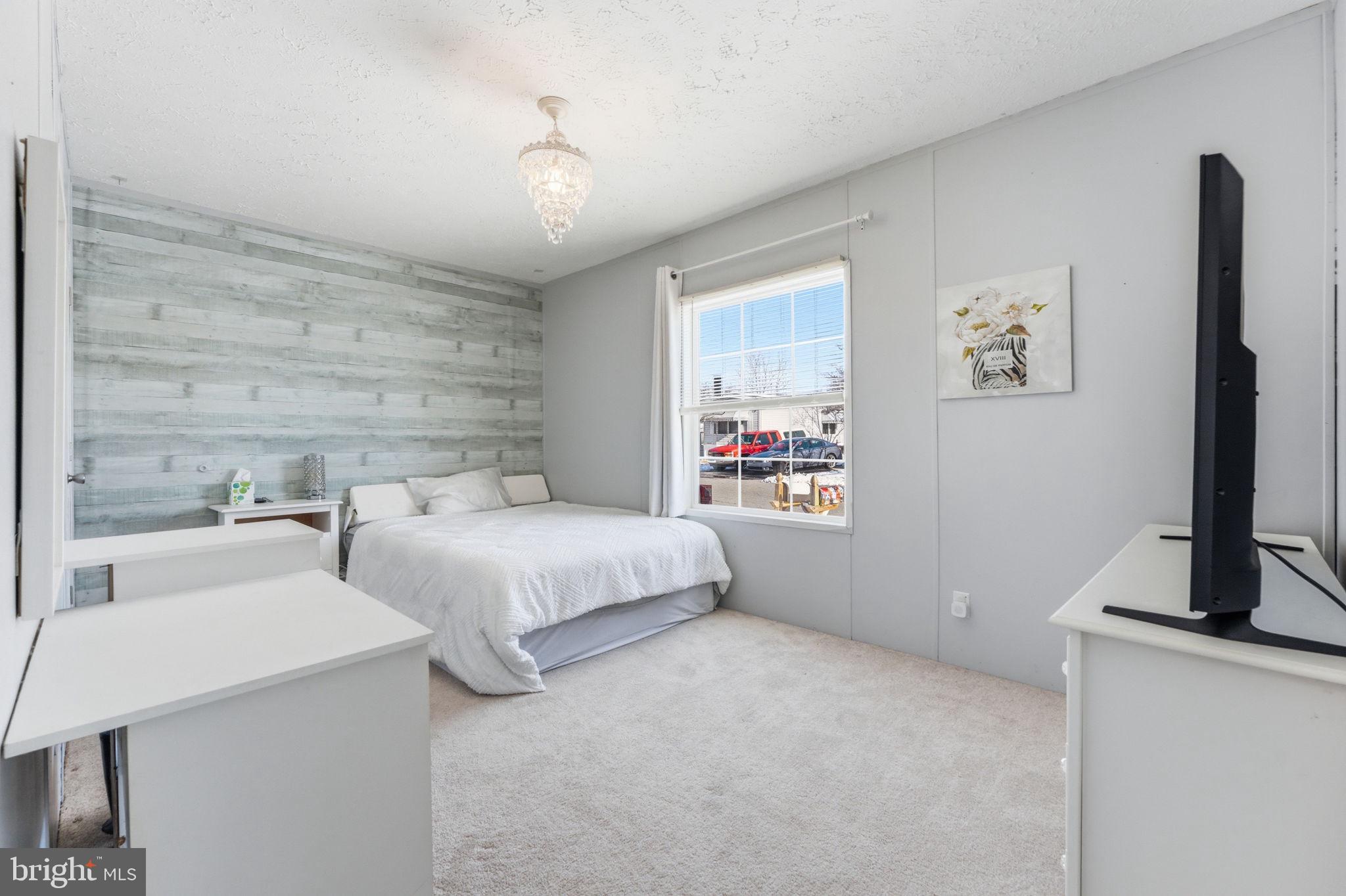 MURRAY MANOR II - Residential