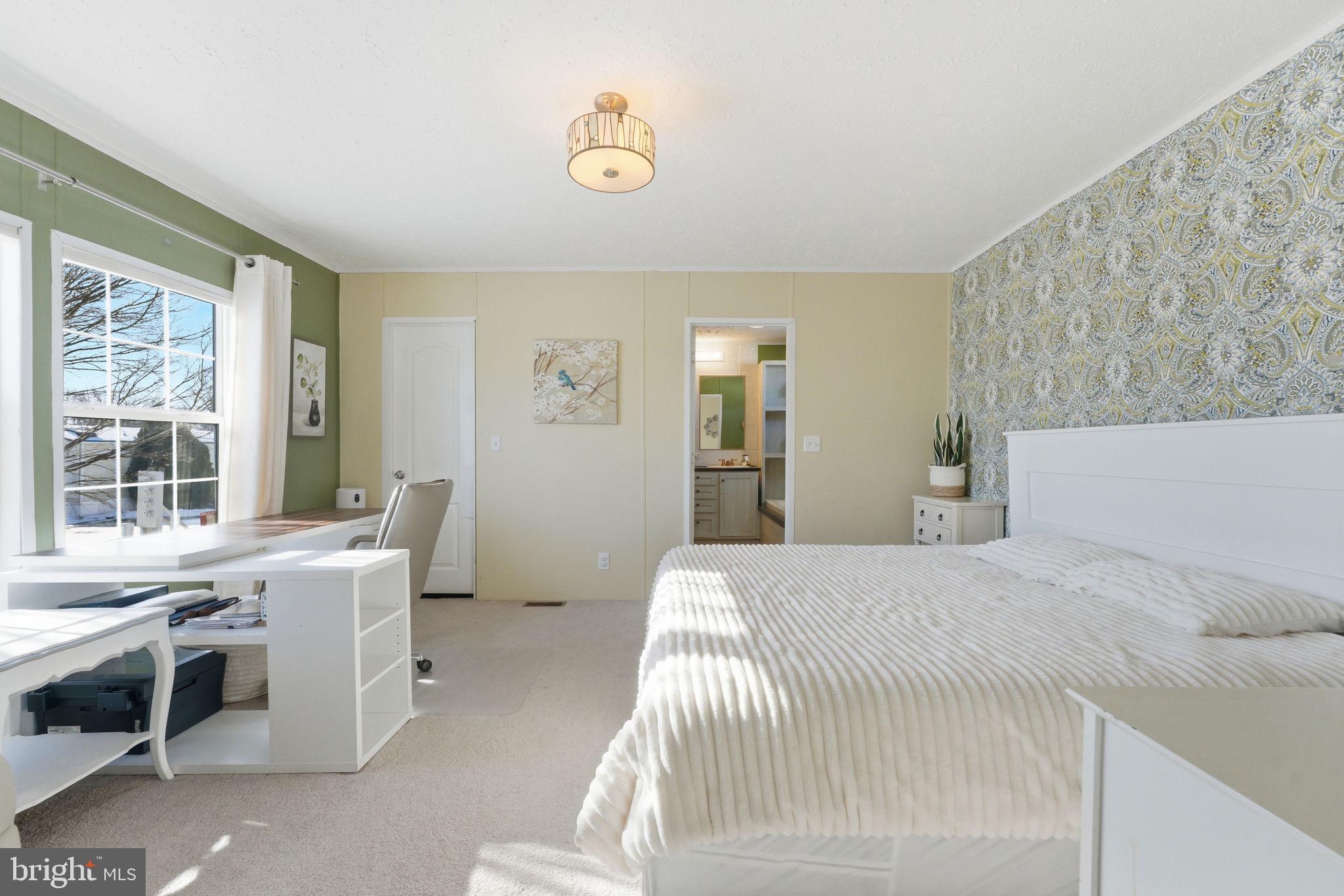 MURRAY MANOR II - Residential