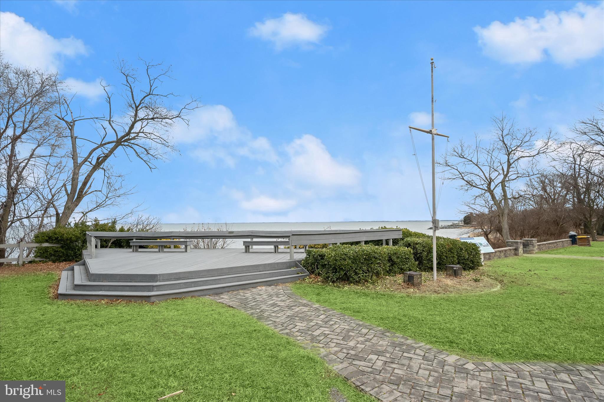 CAPE ST CLAIRE - Residential