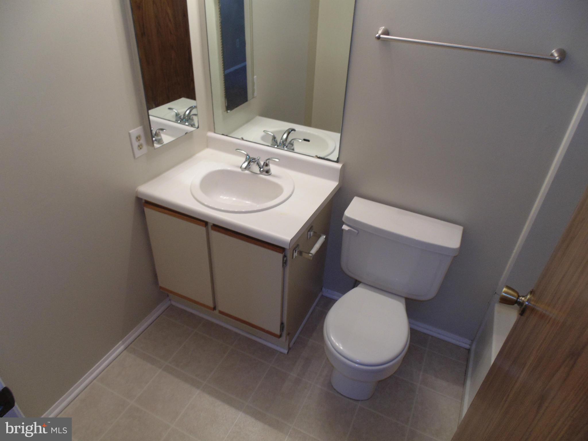 CHESTERFIELD GARDEN CONDOMINIUM - Residential Lease