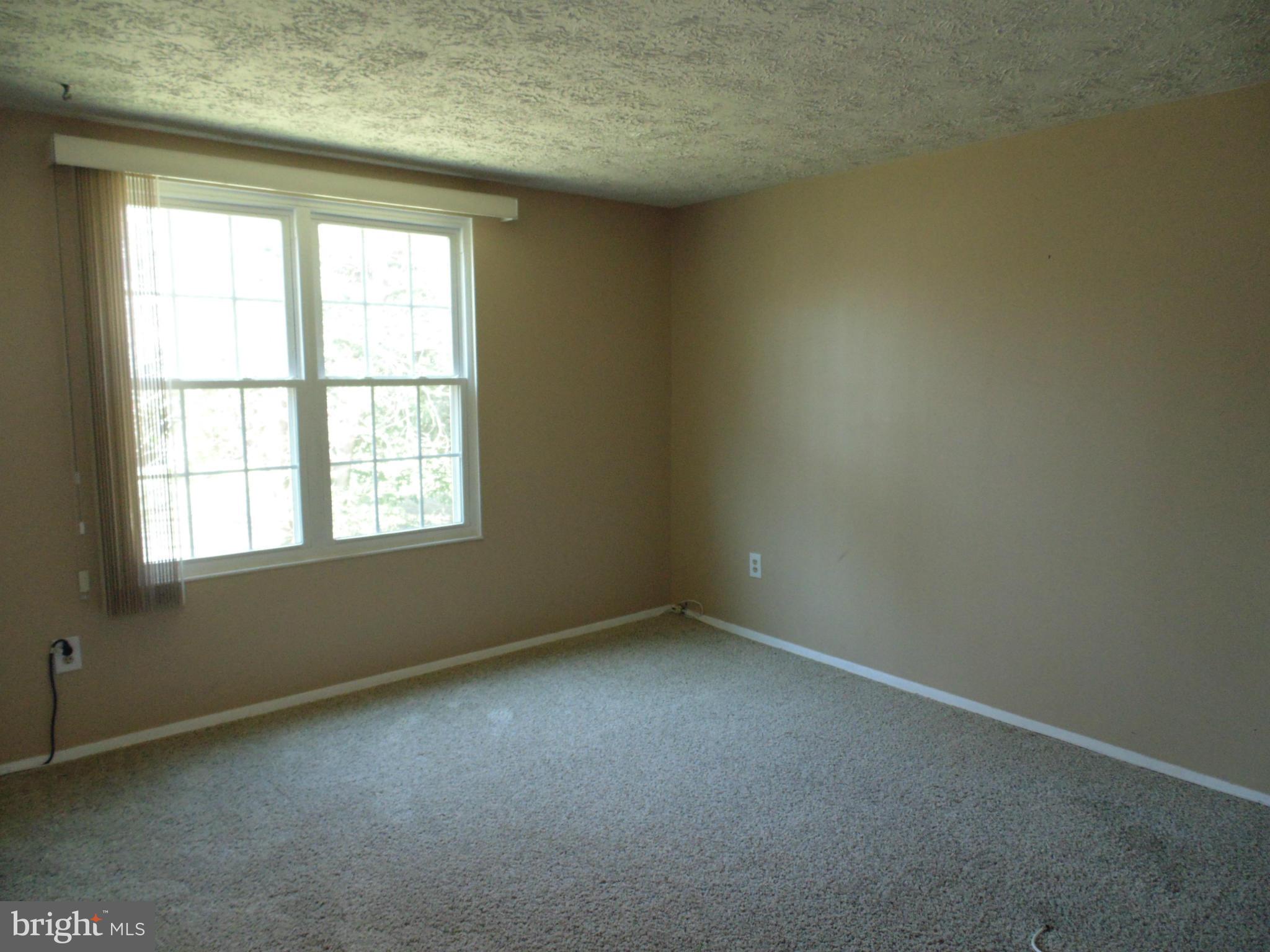 CHESTERFIELD GARDEN CONDOMINIUM - Residential Lease