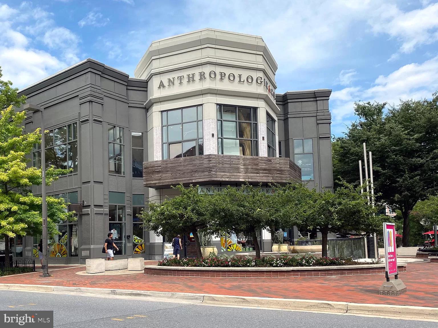 THE WELLINGTON - Residential Lease