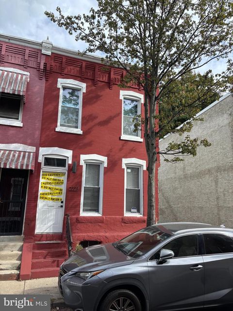 2223 N GRATZ STREET PHILADELPHIA PA 19132